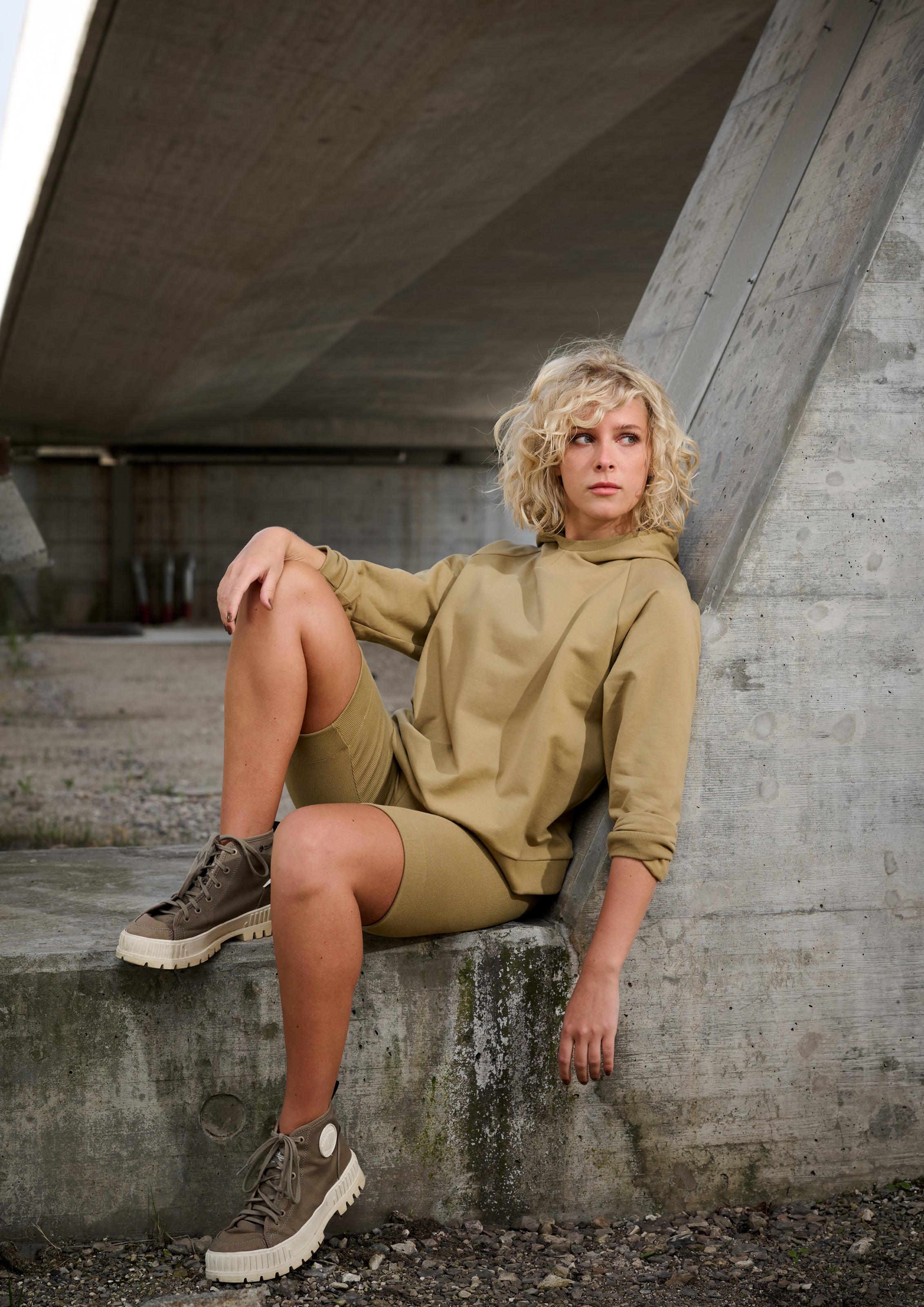 HENRIETTE STEFFENSEN COPENHAGEN BIKER SHORTS - 72306 BUKSER OLIVE 655