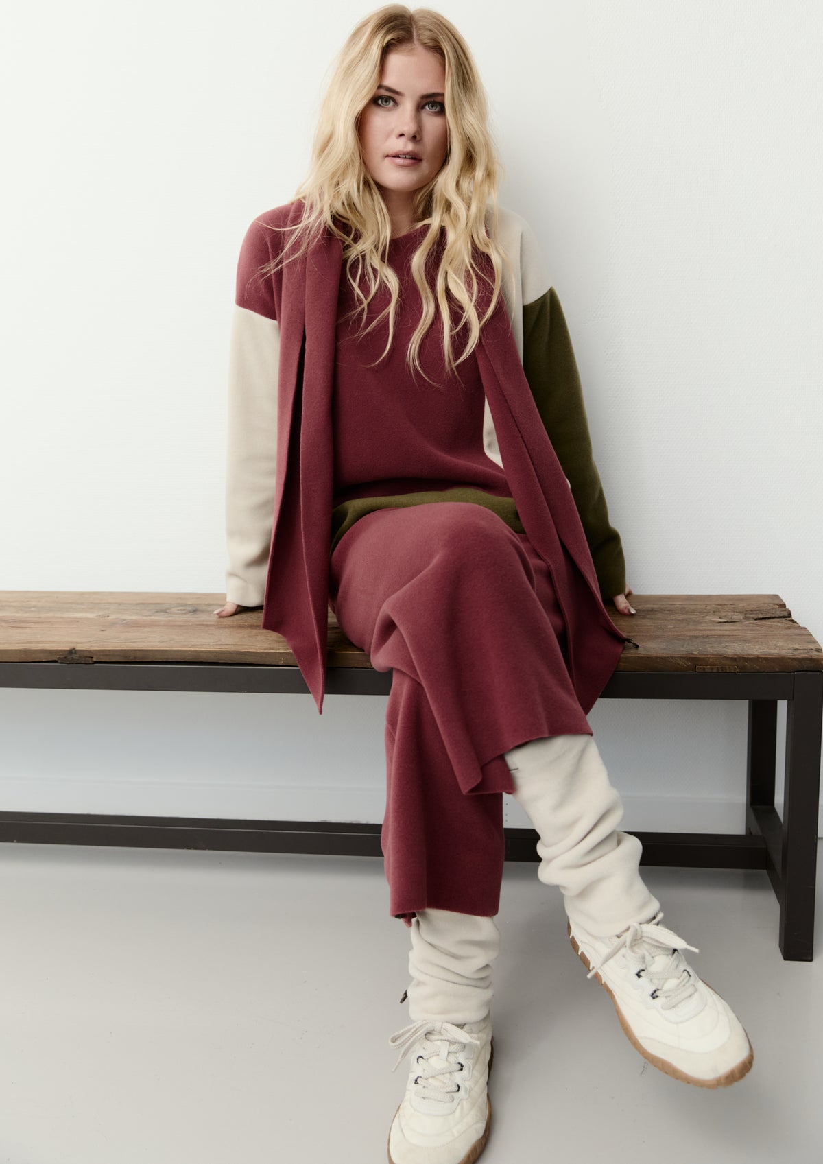 HENRIETTE STEFFENSEN COPENHAGEN BLOUSE PATCH WITH SCARF - 1412 BLUSER BORDEAUX/KIT/MOSS 118