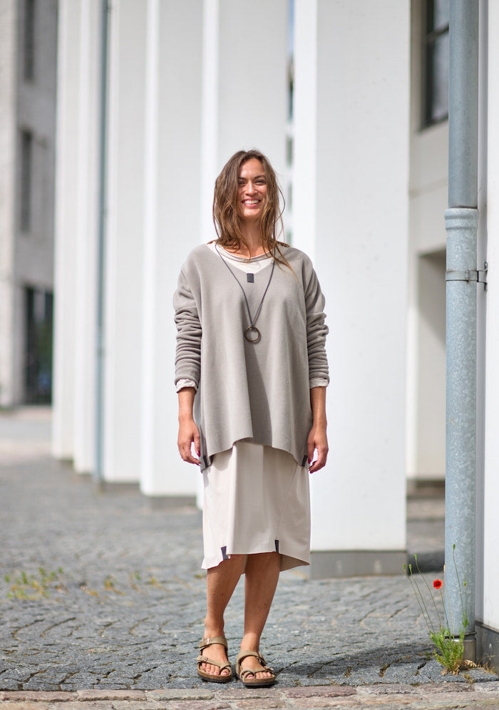 HENRIETTE STEFFENSEN COPENHAGEN BLOUSE V-NECK - 1336 BLUSER ELEPHANT 654