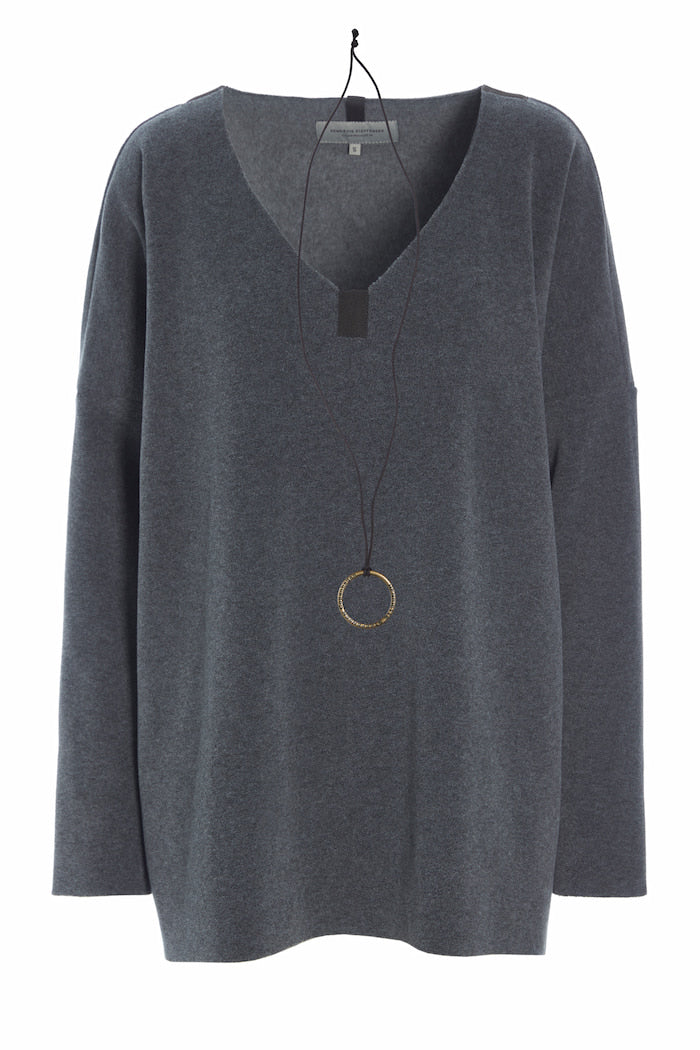 HENRIETTE STEFFENSEN COPENHAGEN BLOUSE V-NECK - 1336 BLUSER GREY 905