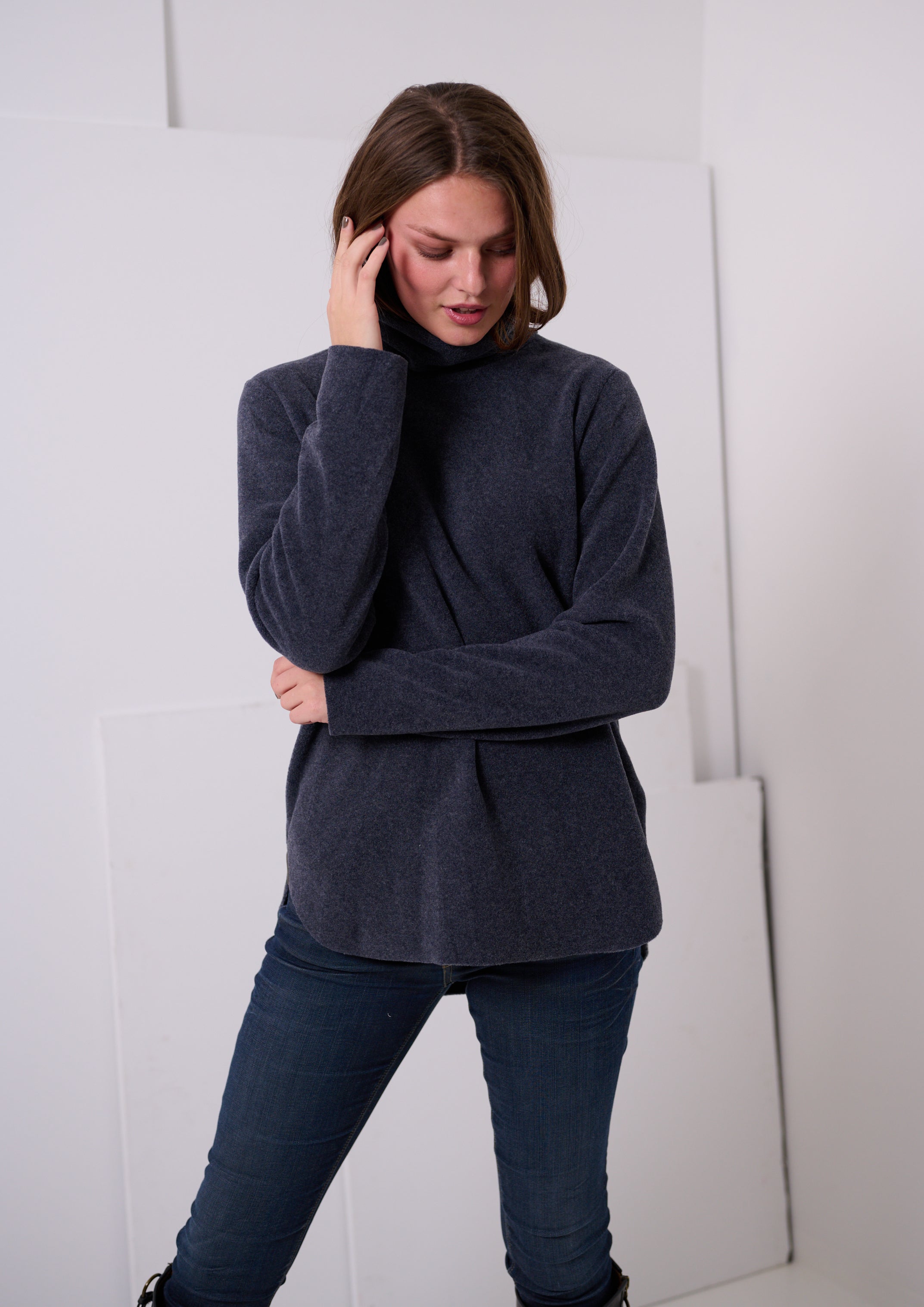 HENRIETTE STEFFENSEN COPENHAGEN BLOUSE WITH HIGH NECK - 1348 BLUSER DEEP BLUE 502