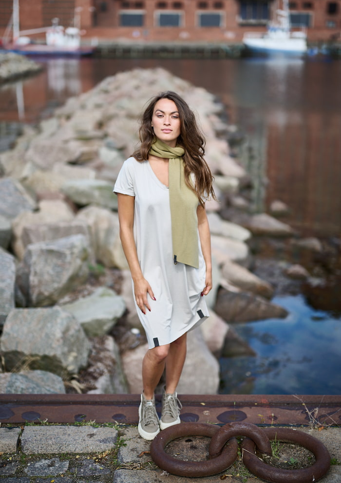 HENRIETTE STEFFENSEN COPENHAGEN DRESS V-NECK - 98049 KJOLER KIT 831