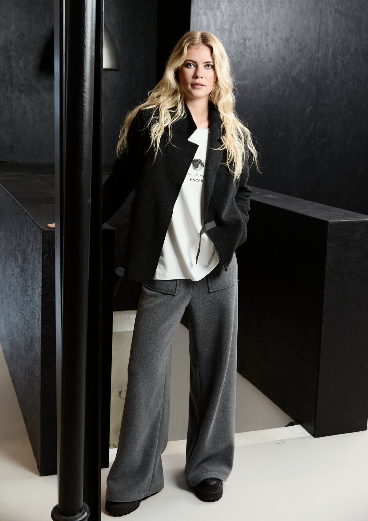 HENRIETTE STEFFENSEN COPENHAGEN FLARE TROUSERS - 2125 BUKSER GREY 905