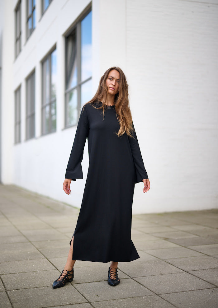 HENRIETTE STEFFENSEN COPENHAGEN LONG HOODIE DRESS - 98059 KJOLER BLACK 900