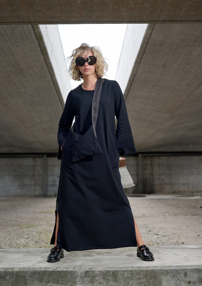 HENRIETTE STEFFENSEN COPENHAGEN LONG SLEEVE DRESS - 73009 KJOLER BLACK 900