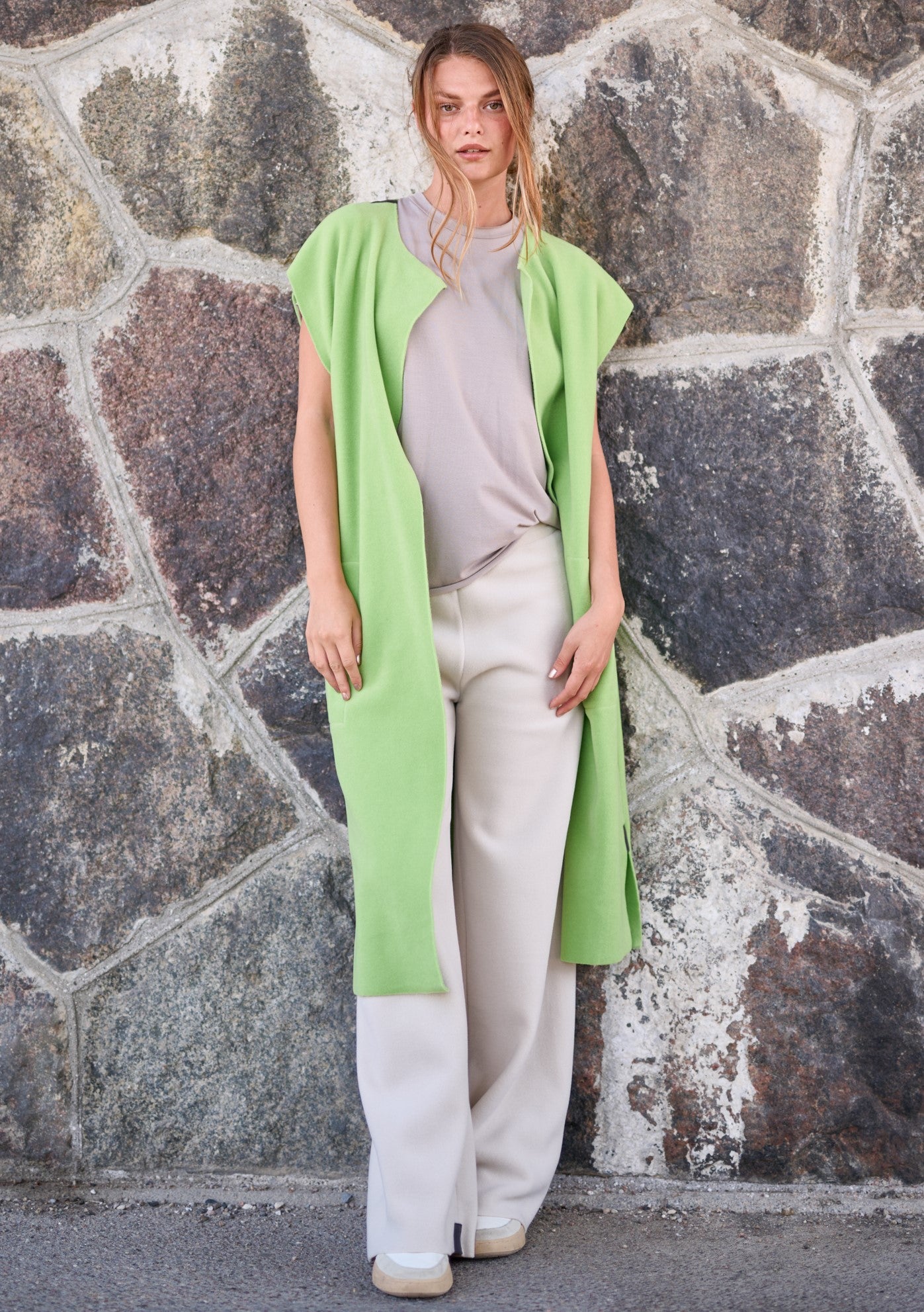 HENRIETTE STEFFENSEN COPENHAGEN LONG VEST - 7169 VESTS JUICY GREEN 788