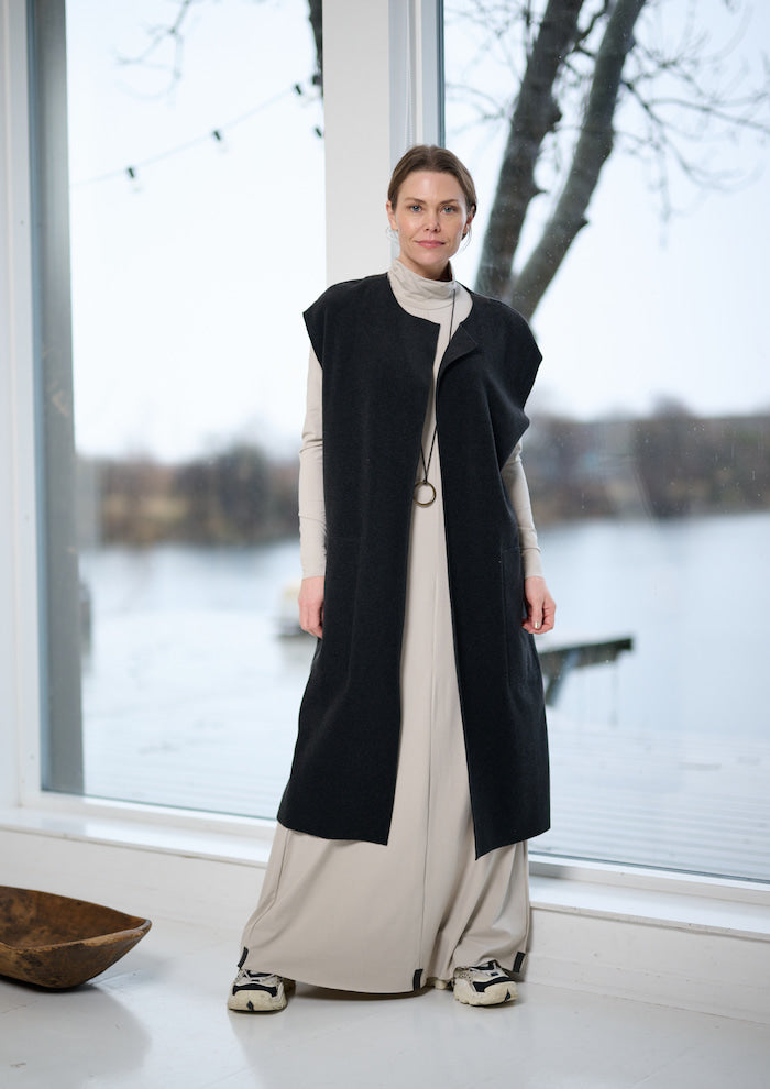 HENRIETTE STEFFENSEN COPENHAGEN LONG VEST - 7169 VESTS SOFT BLACK 914
