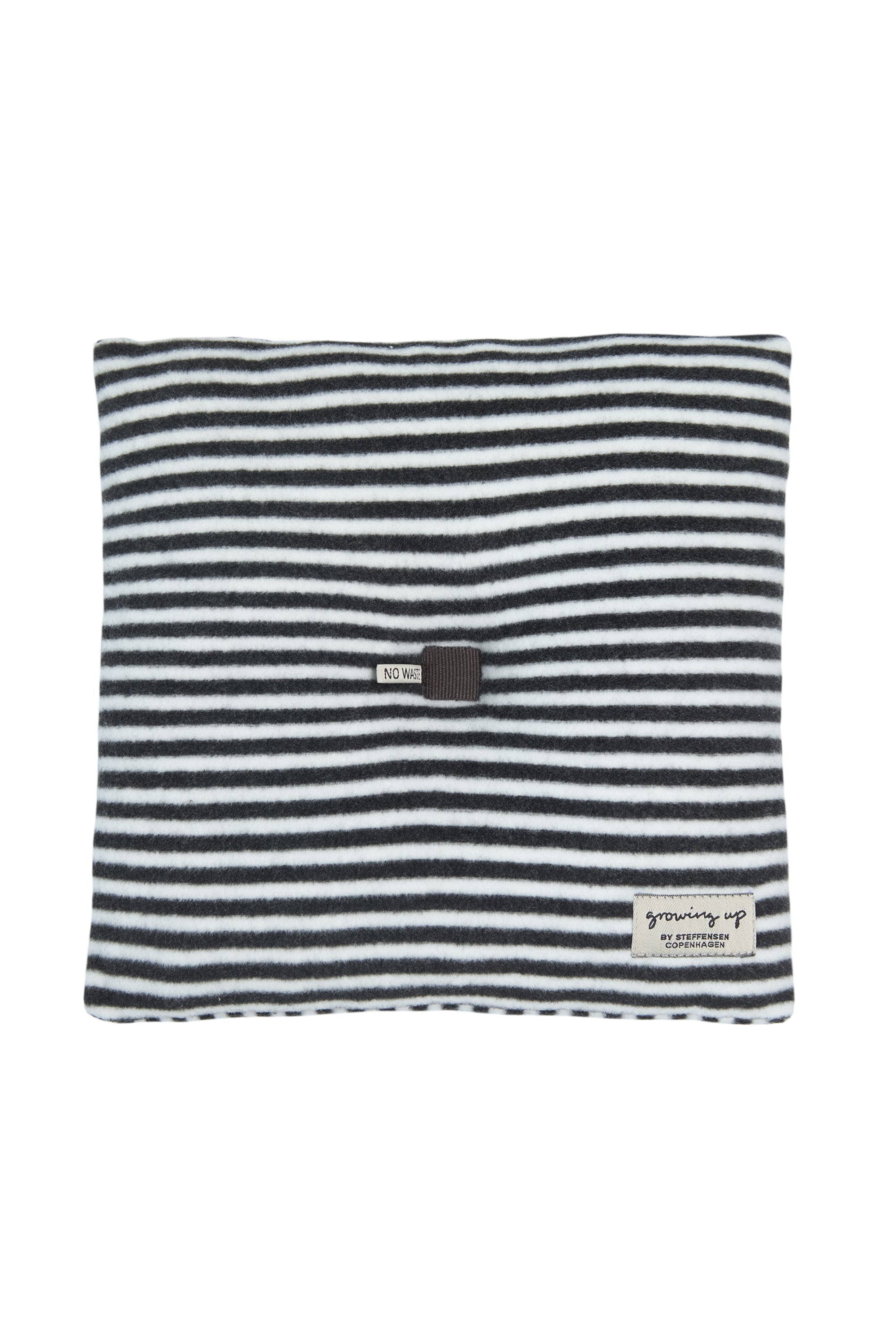 GROWING UP PILLOW - 503 GU PUDER STRIPES B&W 673