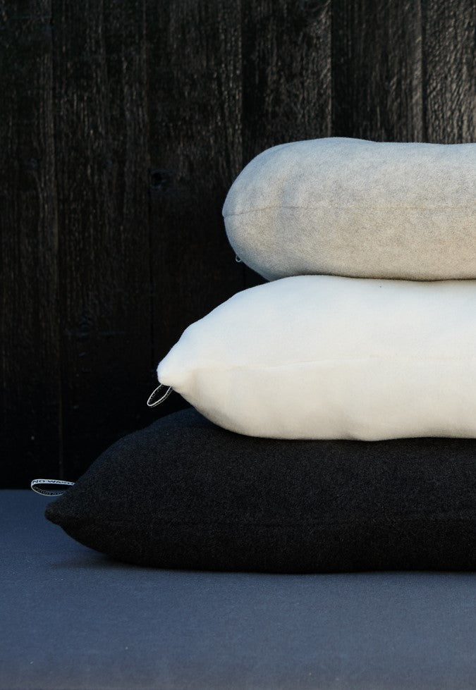 HENRIETTE STEFFENSEN COPENHAGEN PILLOW NO WASTE - 4082 HOME SOFT BLACK 914