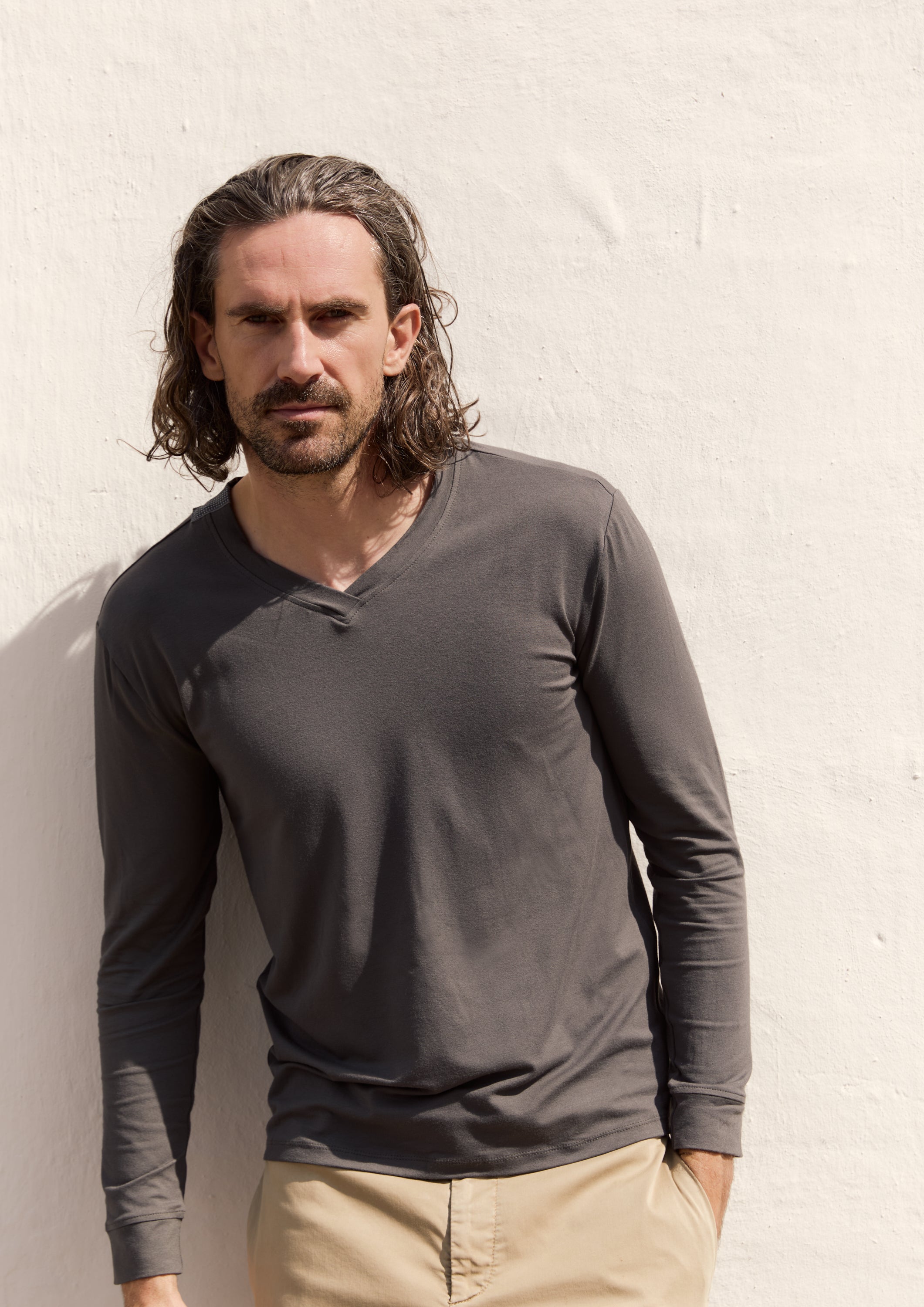 CARL BY STEFFENSEN COPENHAGEN T-SHIRT V-NECK LONG SLEEVE - 1021C T-SHIRTS GREY 905