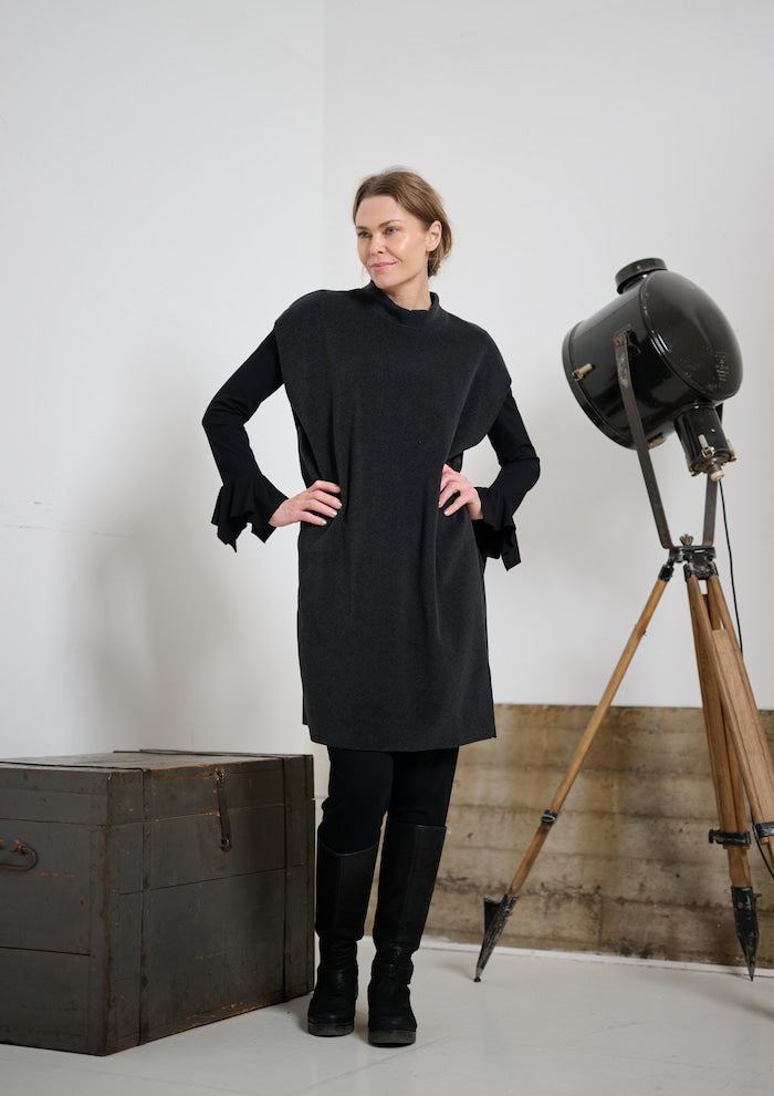 HENRIETTE STEFFENSEN COPENHAGEN TUNIC SLEEVELESS - 3247 TUNICS SOFT BLACK 914