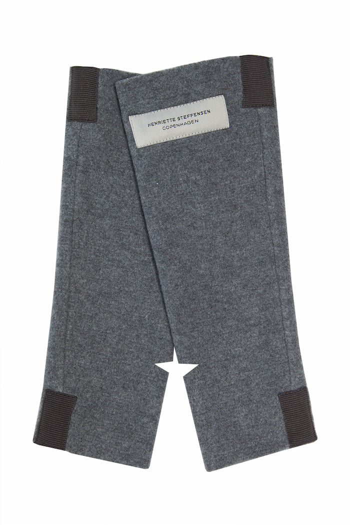 HENRIETTE STEFFENSEN COPENHAGEN WRIST WARMERS - 6022 WRIST WARMERS GREY 905