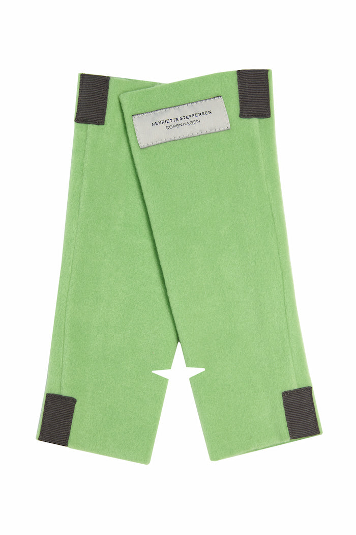 HENRIETTE STEFFENSEN COPENHAGEN WRIST WARMERS - 6022 WRIST WARMERS JUICY GREEN 788