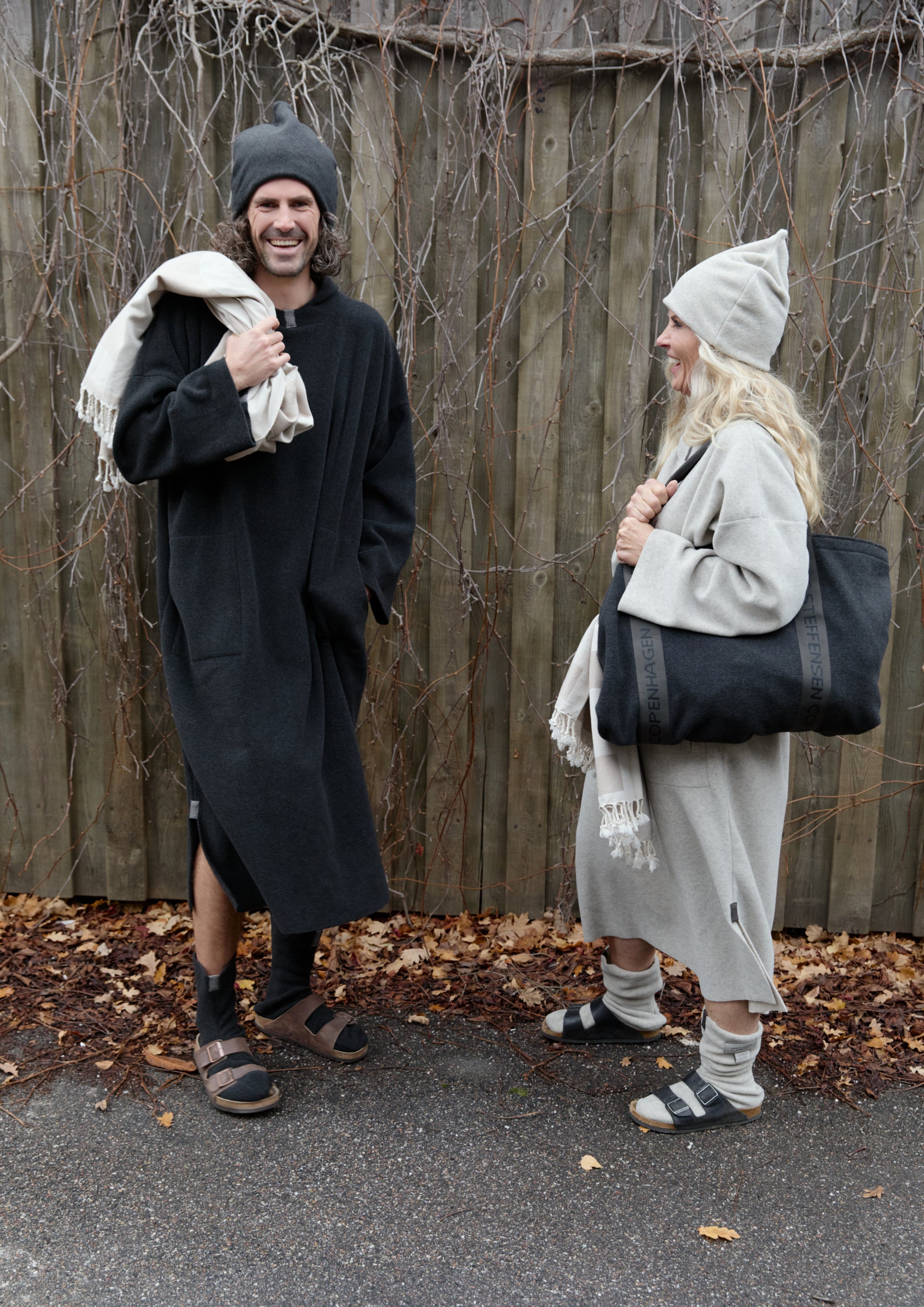 CARL BY STEFFENSEN COPENHAGEN BEACH PONCHO MEN - 4097C PONCHOS SOFT BLACK 914