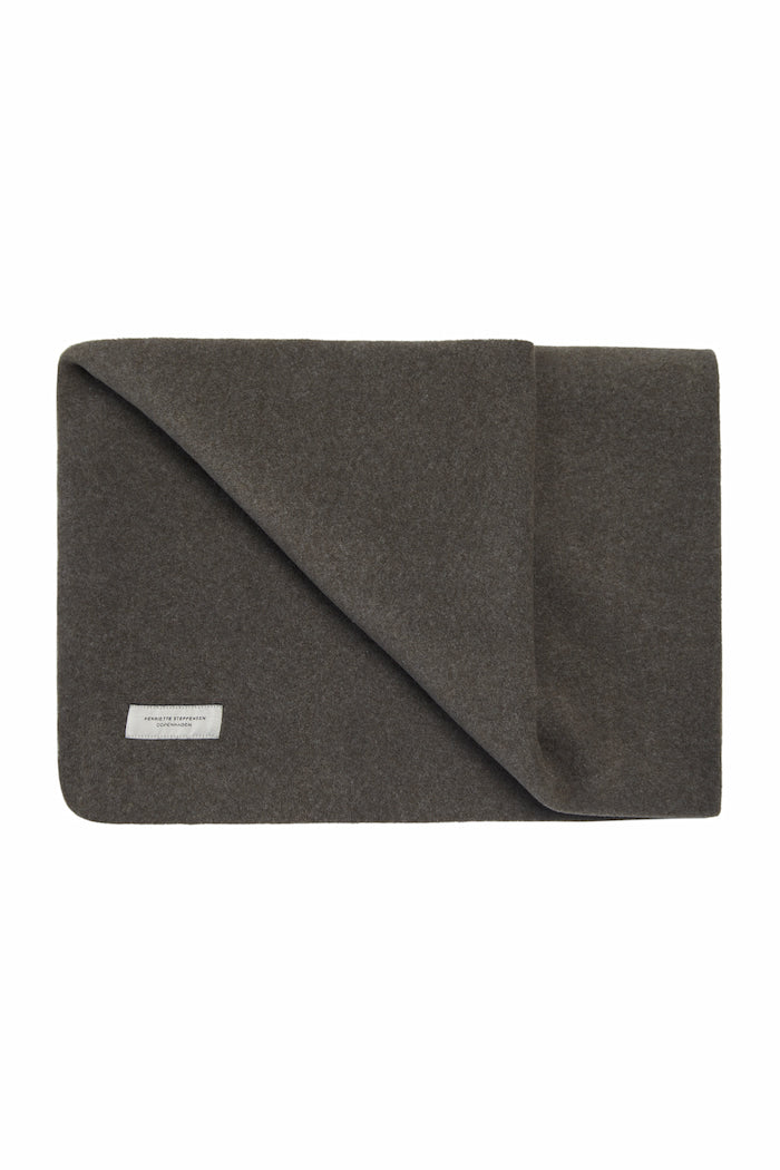 HENRIETTE STEFFENSEN COPENHAGEN BLANKET HS - 4079 HOME BARK 320