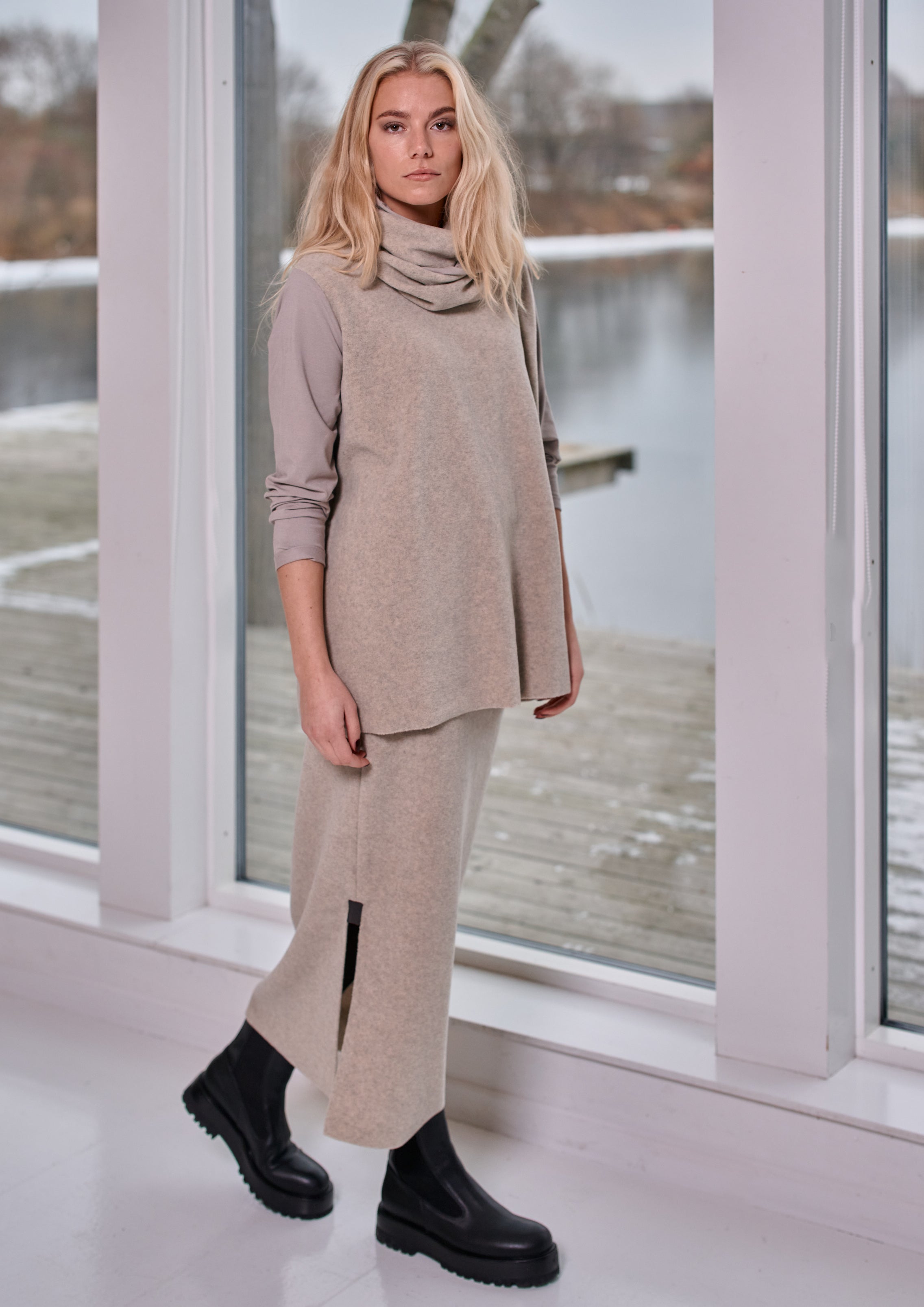 HENRIETTE STEFFENSEN COPENHAGEN BLOUSE MIX - 1375 BLUSER SAND/SAND 812