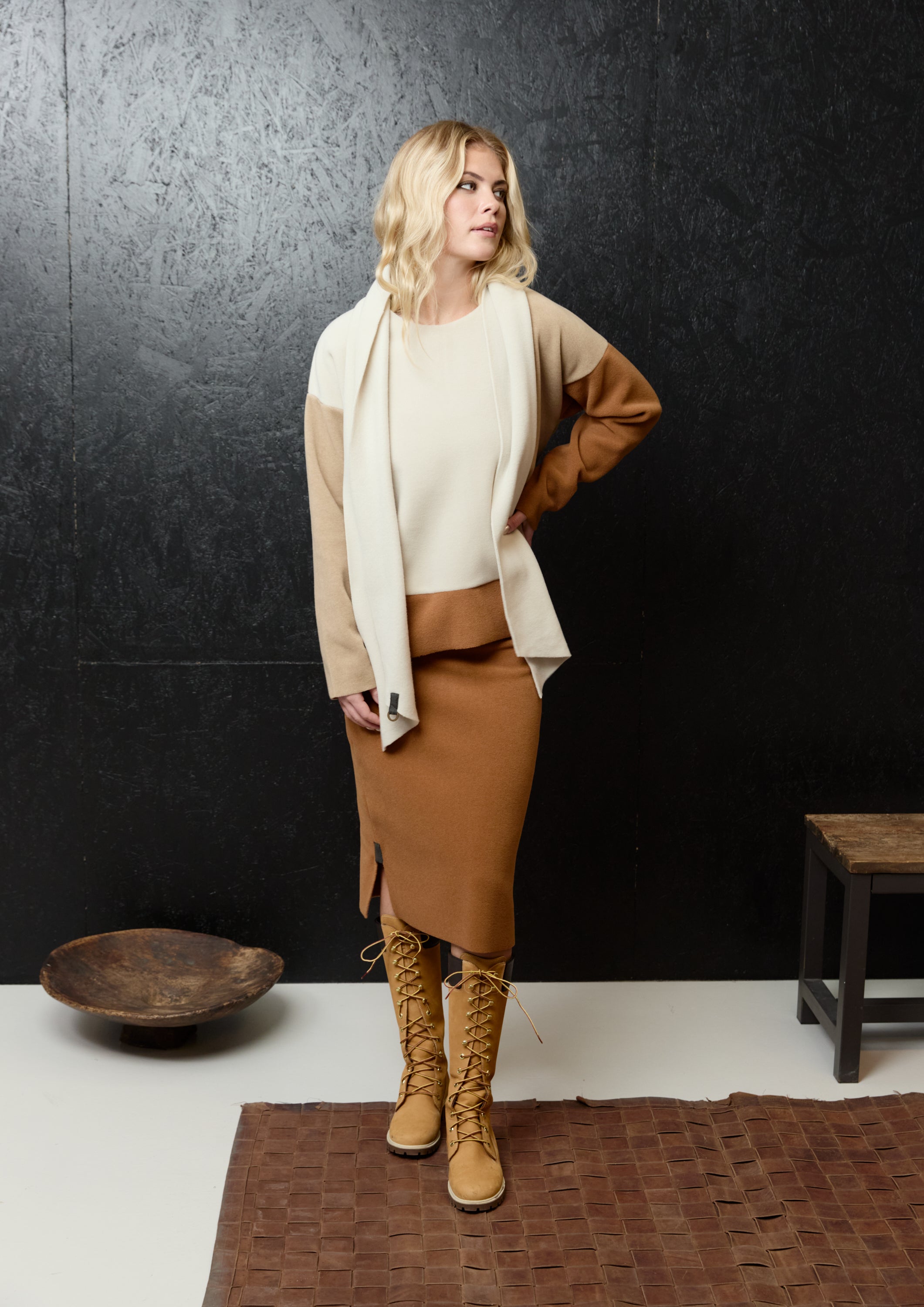 HENRIETTE STEFFENSEN COPENHAGEN BLOUSE PATCH WITH SCARF - 1412 BLUSER CAMEL/KIT/RUST 442