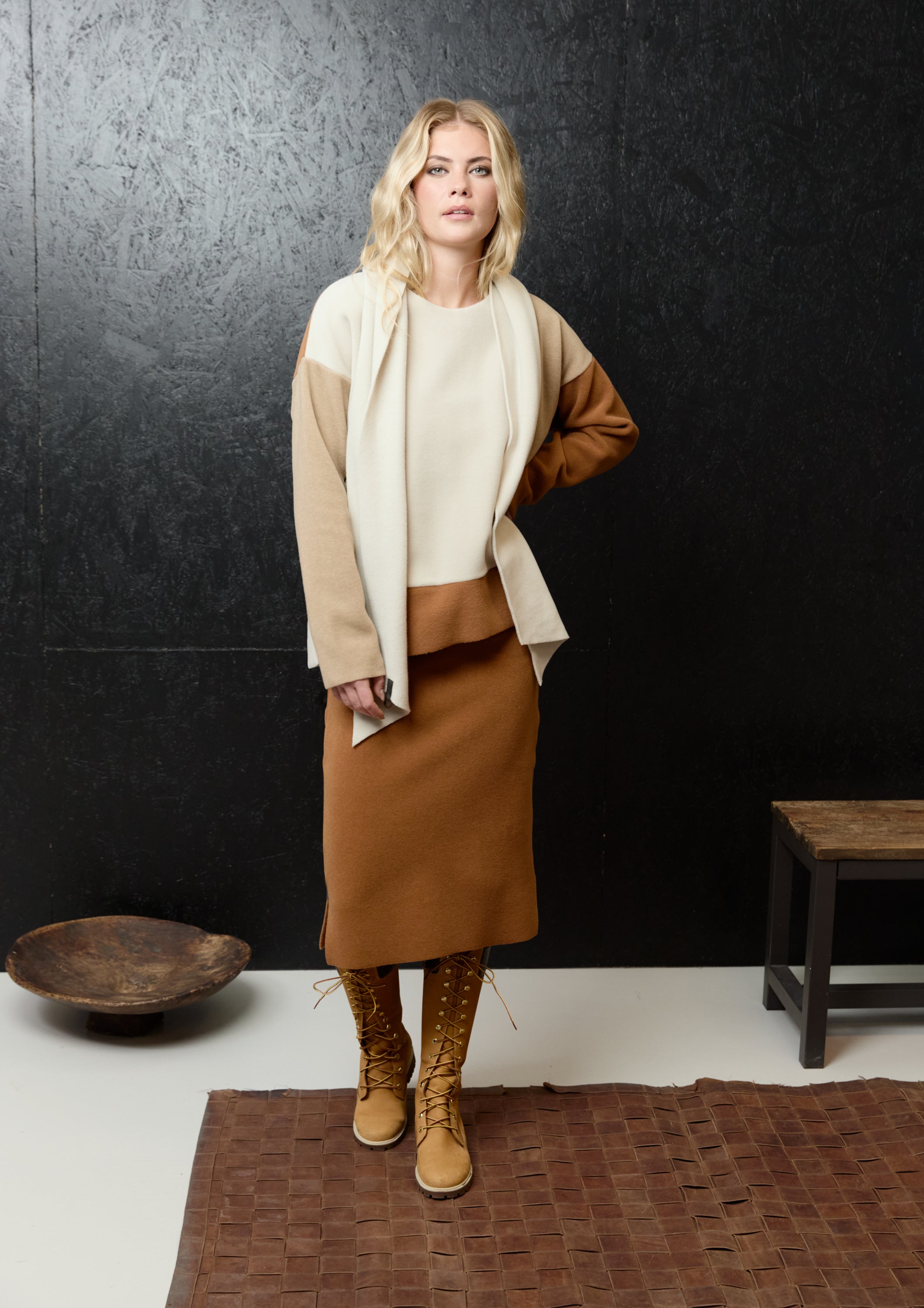 HENRIETTE STEFFENSEN COPENHAGEN BLOUSE PATCH WITH SCARF - 1412 BLUSER CAMEL/KIT/RUST 442