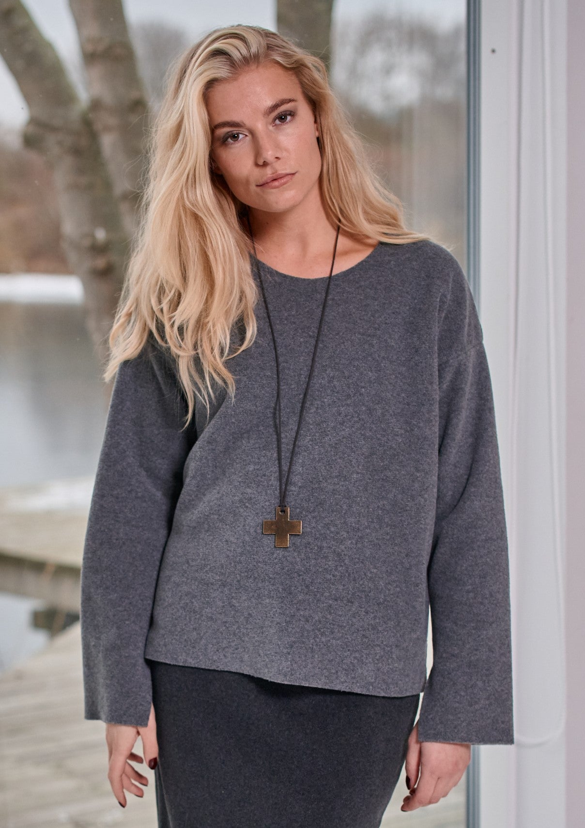 HENRIETTE STEFFENSEN COPENHAGEN BLOUSE ROUND NECK - 1355 BLUSER GREY 905