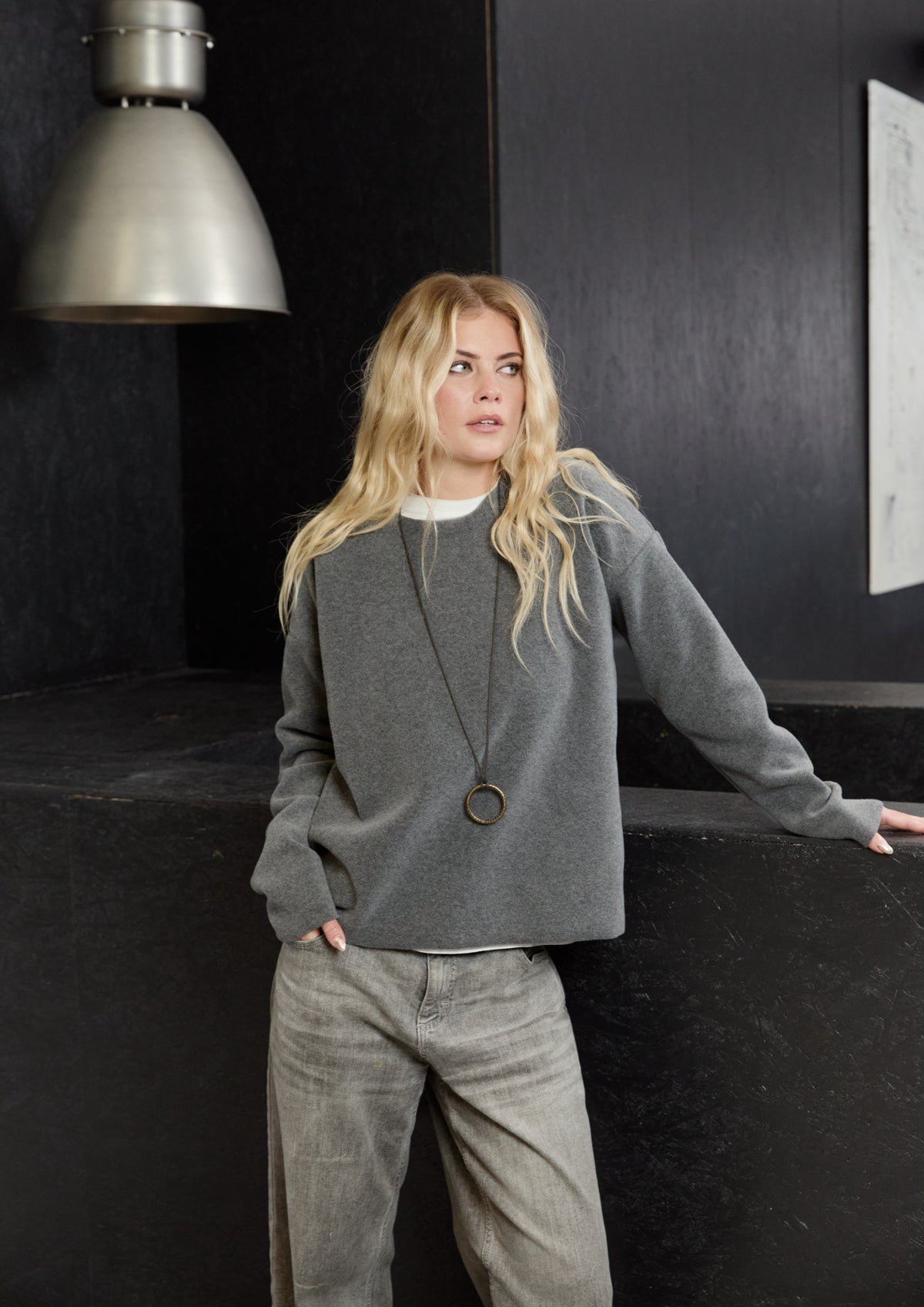 HENRIETTE STEFFENSEN COPENHAGEN BLOUSE ROUND NECK - 1359 BLUSER GREY 905