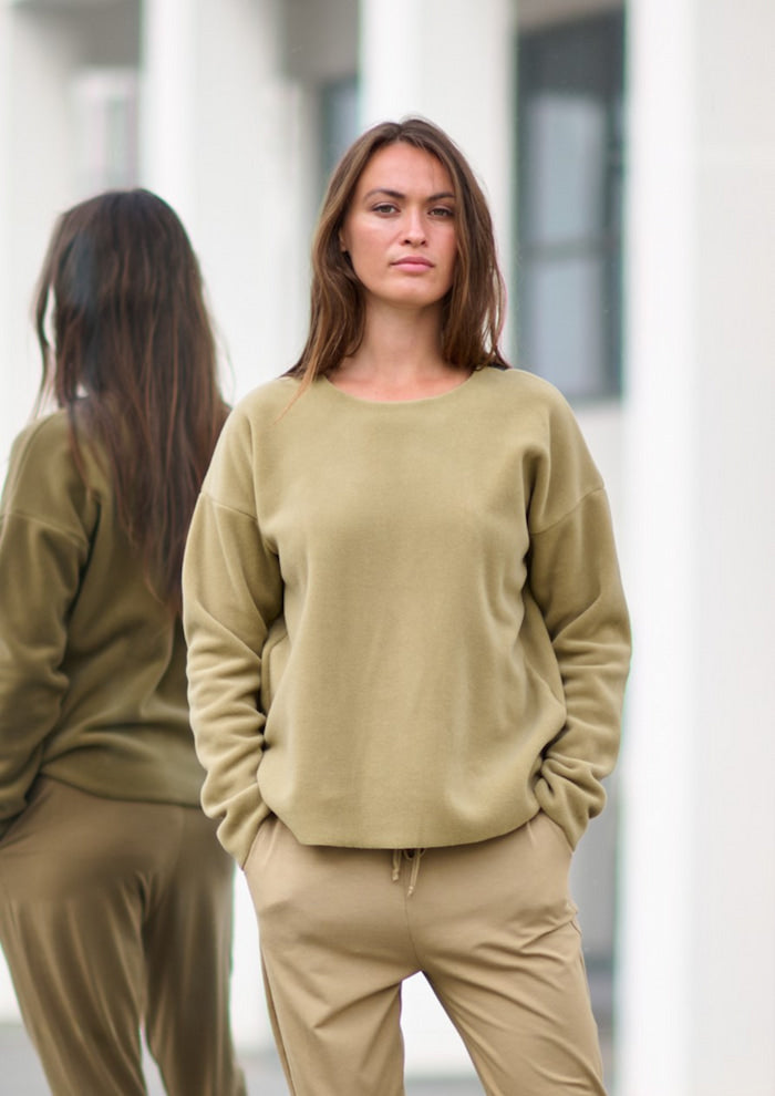 HENRIETTE STEFFENSEN COPENHAGEN BLOUSE ROUND NECK - 1359 BLUSER OLIVE 655