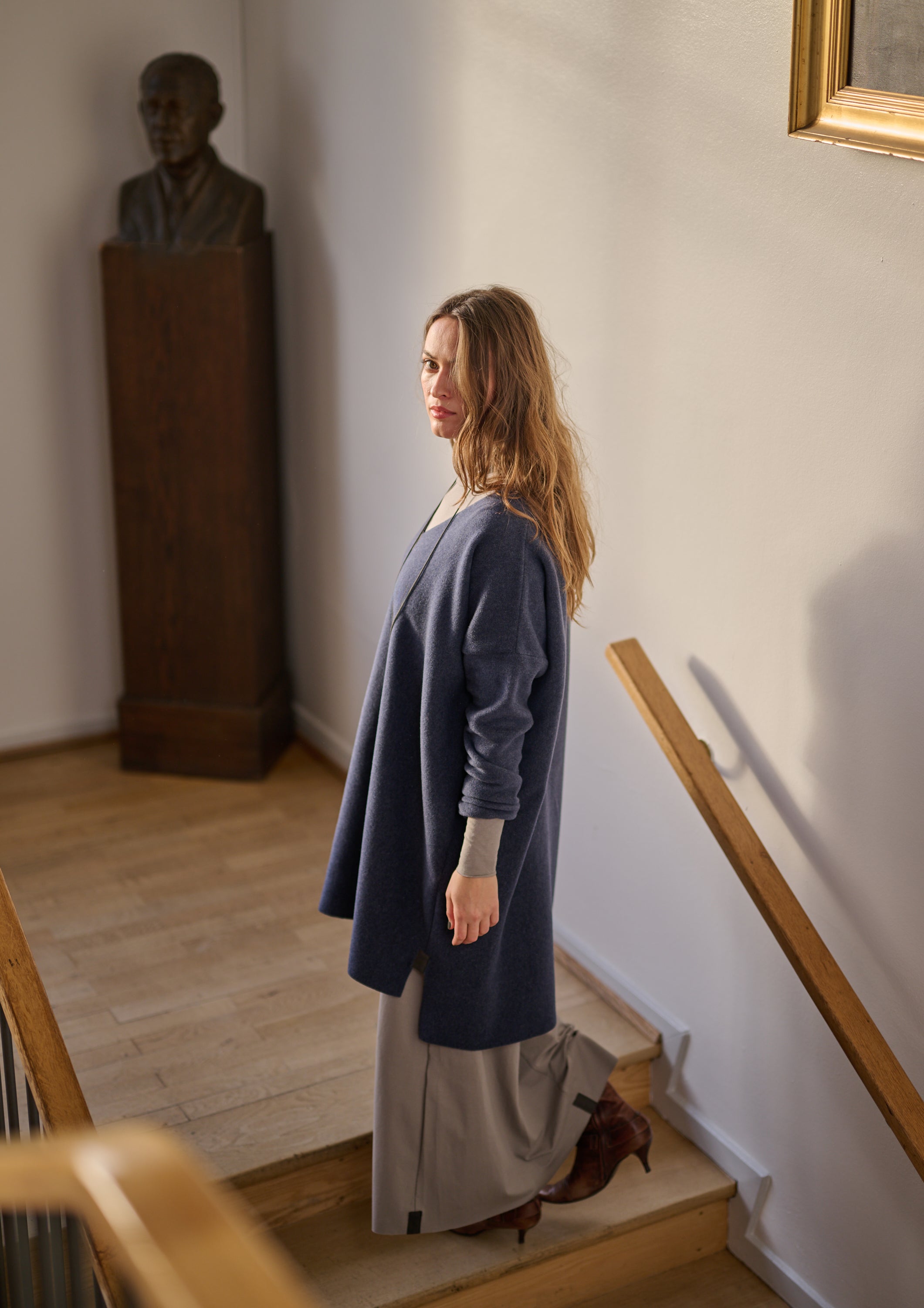 HENRIETTE STEFFENSEN COPENHAGEN BLOUSE V-NECK - 1367 TUNICS EVENING BLUE 690