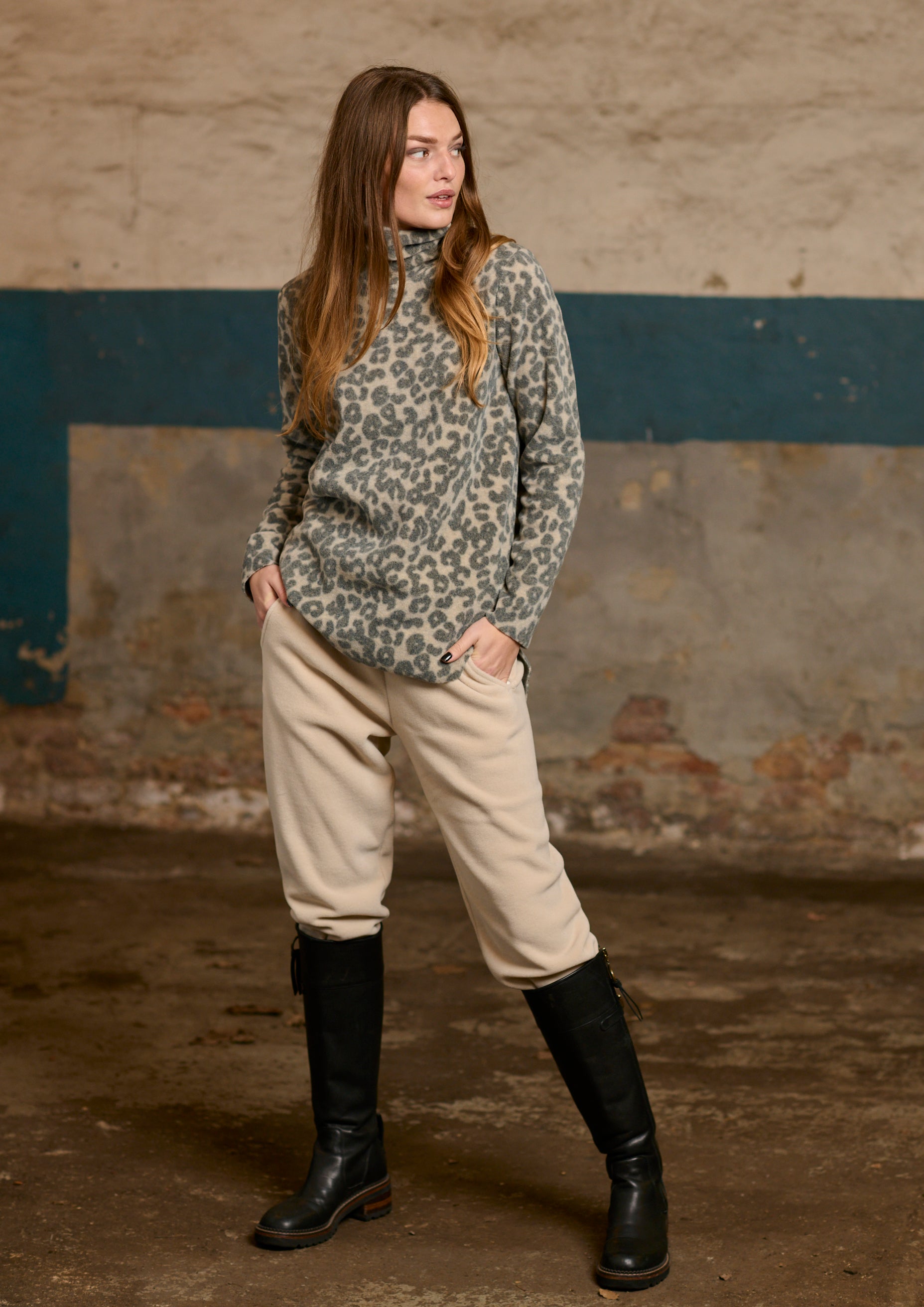 HENRIETTE STEFFENSEN COPENHAGEN BLOUSE WITH HIGH NECK - 1348P BLUSER LEOPARD grey 105