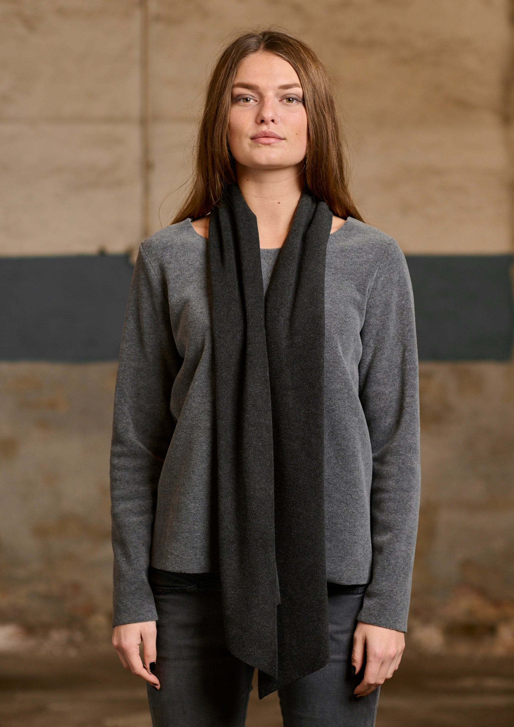 HENRIETTE STEFFENSEN COPENHAGEN BLOUSE WITH SCARF - 1325 BLUSER GREY/SOFT BLACK 647