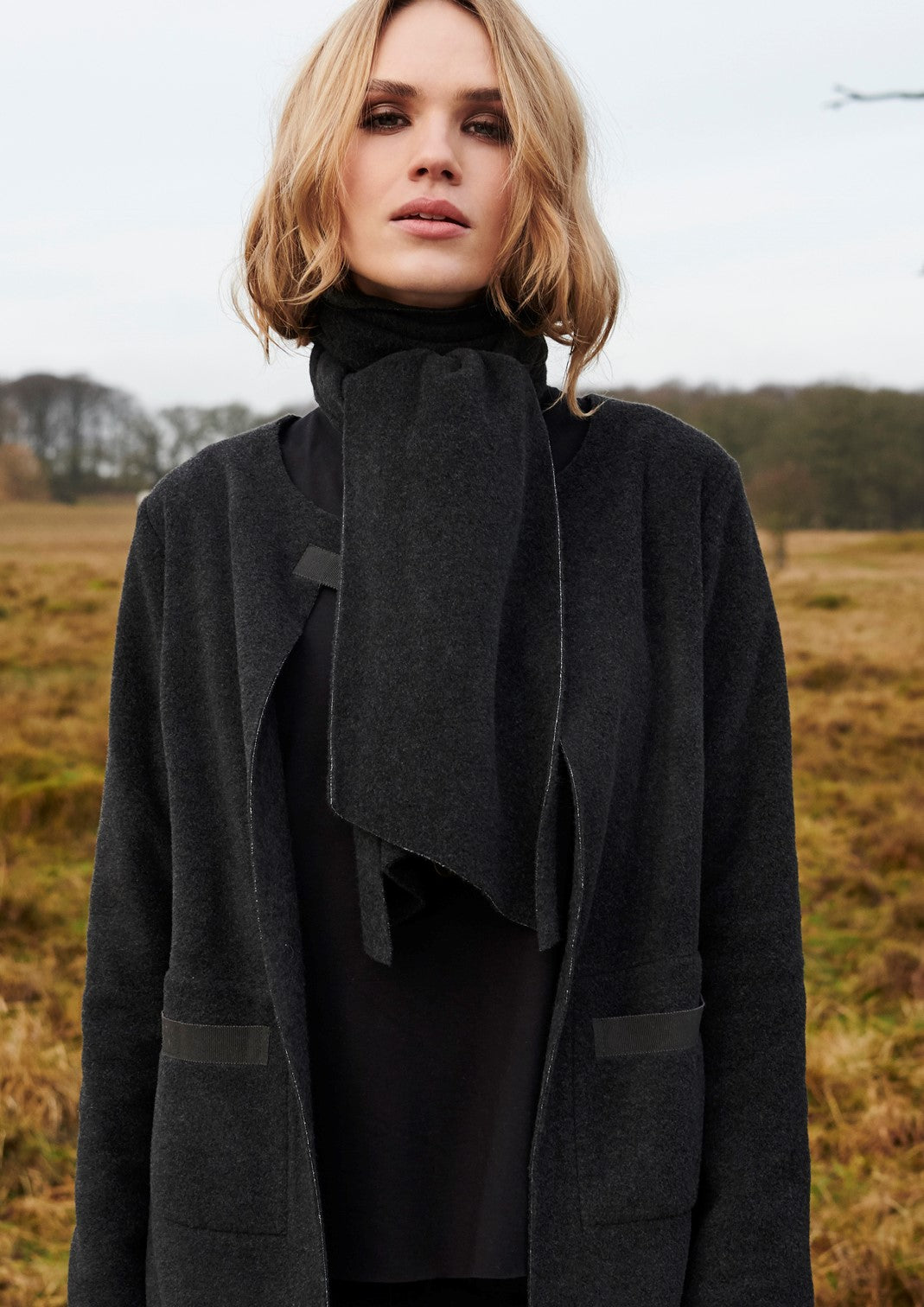 HENRIETTE STEFFENSEN COPENHAGEN BLOUSE WITH SCARF - 1331MIX BLUSER SOFT BLACK/BLACK 915