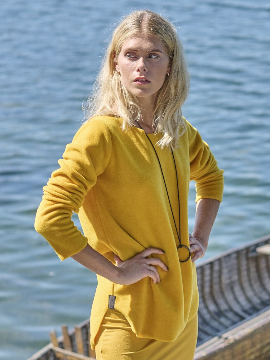 HENRIETTE STEFFENSEN COPENHAGEN BLOUSE WITH SIGNATURE NECKLACE - 1332 BLUSER SAFRAN 701