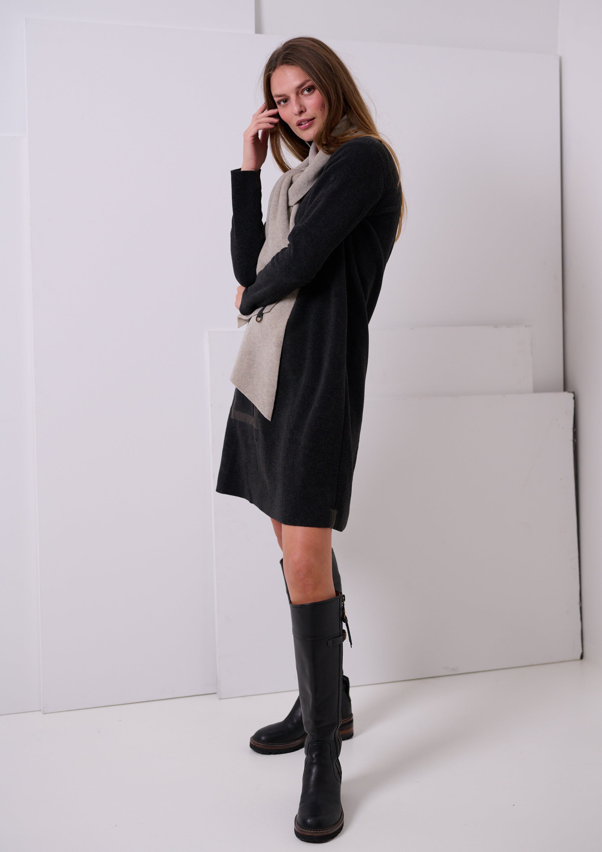 HENRIETTE STEFFENSEN COPENHAGEN DRESS WITH SCARF - 3237 KJOLER SOFT BLACK 914