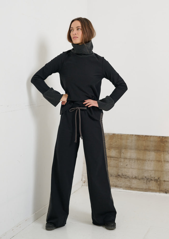 HENRIETTE STEFFENSEN COPENHAGEN FLARE SWEAT TROUSERS - 72009 BUKSER BLACK 900