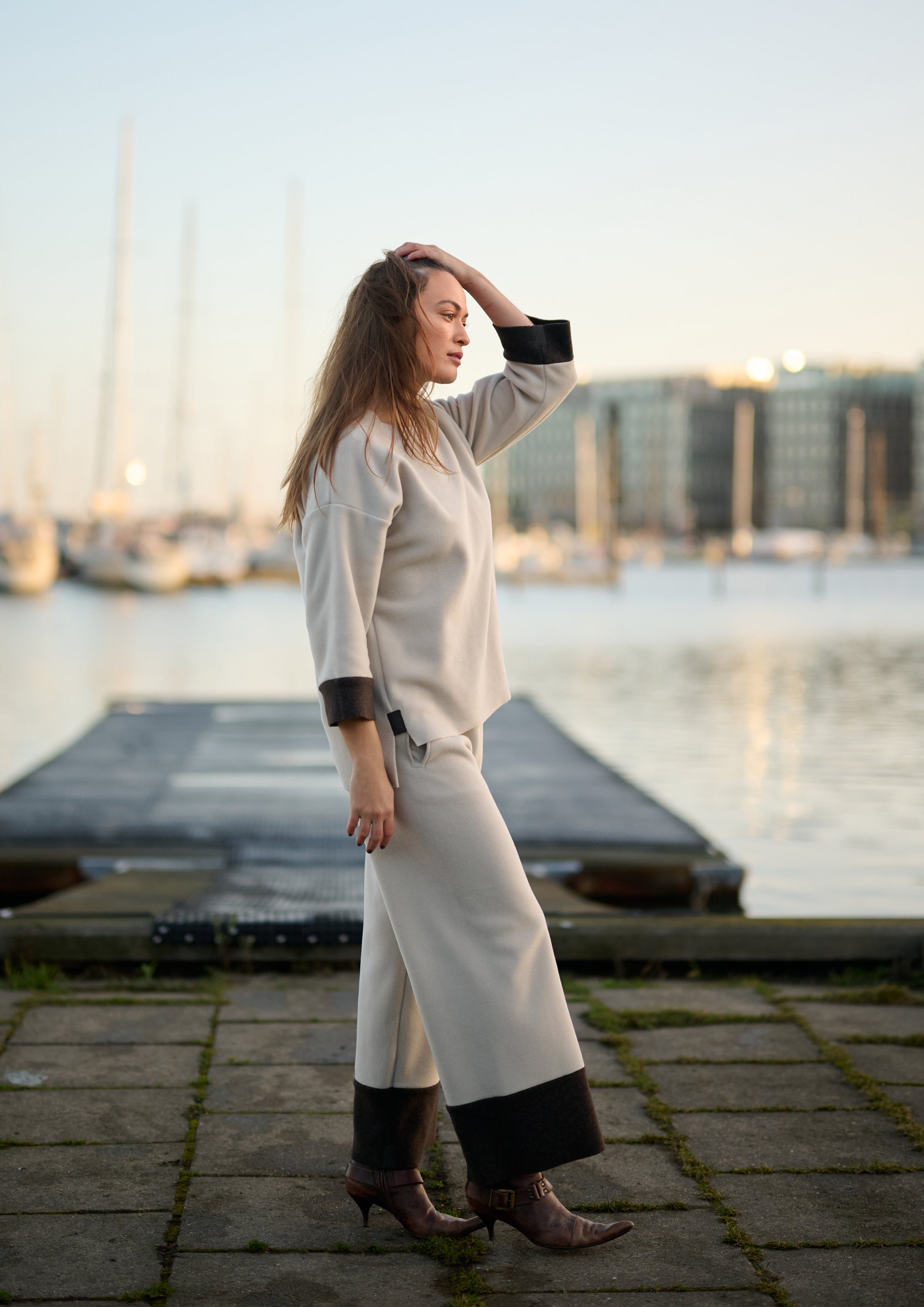 HENRIETTE STEFFENSEN COPENHAGEN FLARE TROUSERS 2 colored - 2119 BUKSER KIT/CHOKOLATE 326