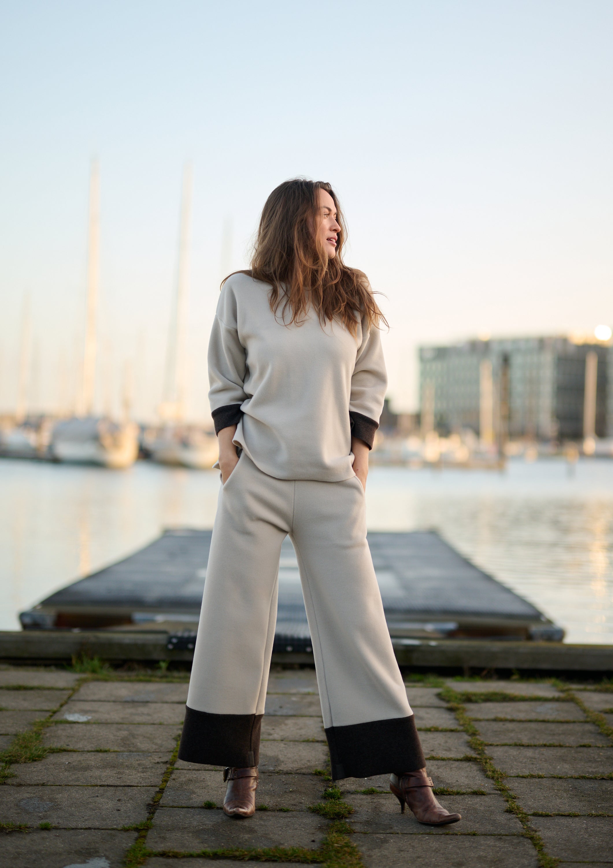 HENRIETTE STEFFENSEN COPENHAGEN FLARE TROUSERS 2 colored - 2119 BUKSER KIT/CHOKOLATE 326