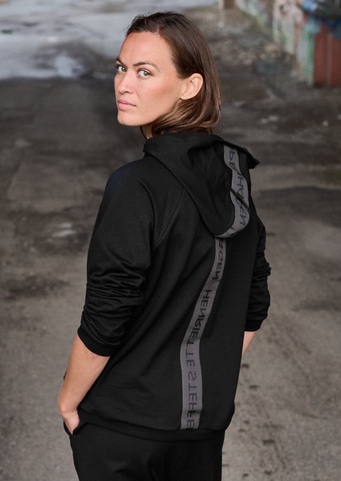 HENRIETTE STEFFENSEN COPENHAGEN HOODIE - 71604 HOODIES BLACK 900
