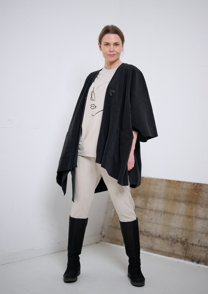 The versatile Fleece Cape