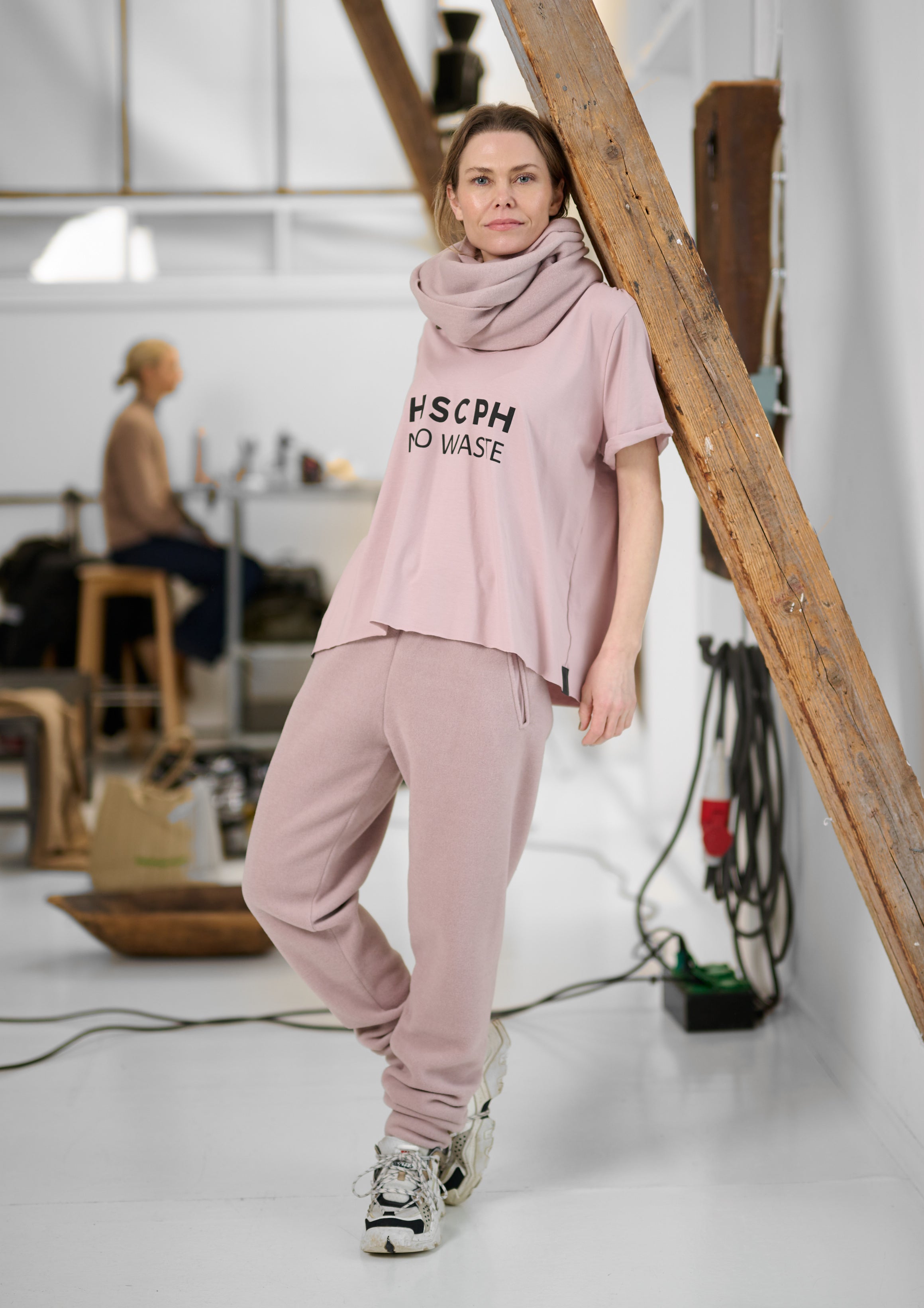 HENRIETTE STEFFENSEN COPENHAGEN JOGGING PANTS - 2110 BUKSER NUDE 401