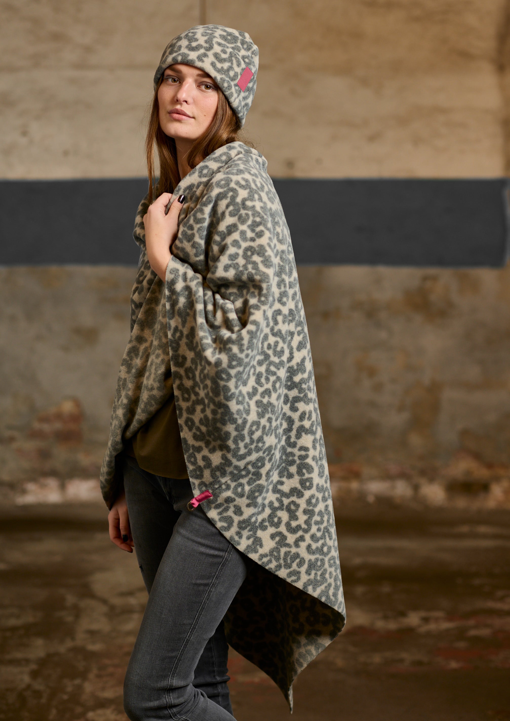 HENRIETTE STEFFENSEN COPENHAGEN LARGE PONCHO - 4040P PONCHOS LEOPARD pink 115