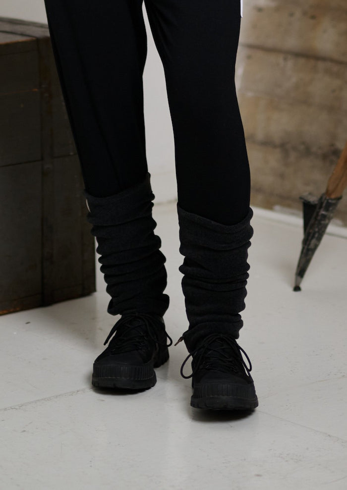 HENRIETTE STEFFENSEN COPENHAGEN LEG WARMER - 4087 ANKEL WARMERS SOFT BLACK 914
