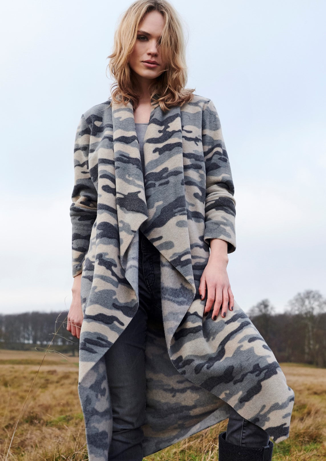 HENRIETTE STEFFENSEN COPENHAGEN LONG CARDIGAN W/ "WATERFALL" - 7131P CARDIGANS CAMOUFLAGE 102