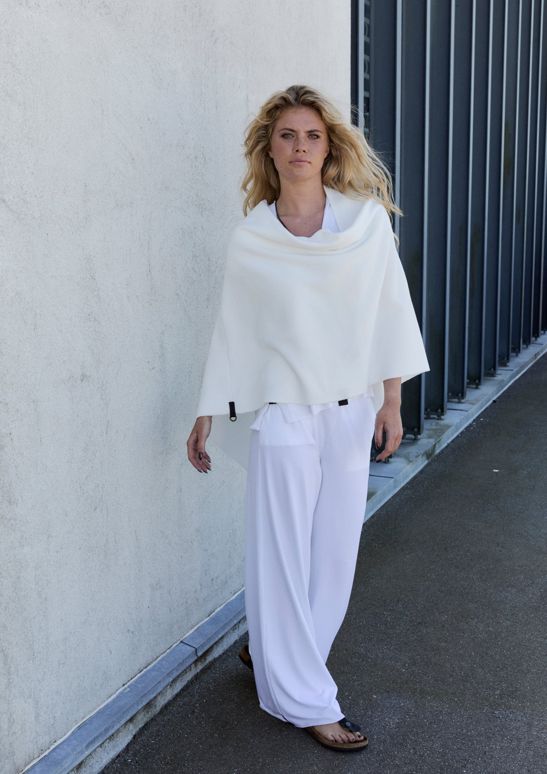 HENRIETTE STEFFENSEN COPENHAGEN PONCHO - 4026 PONCHOS OFF WHITE 802