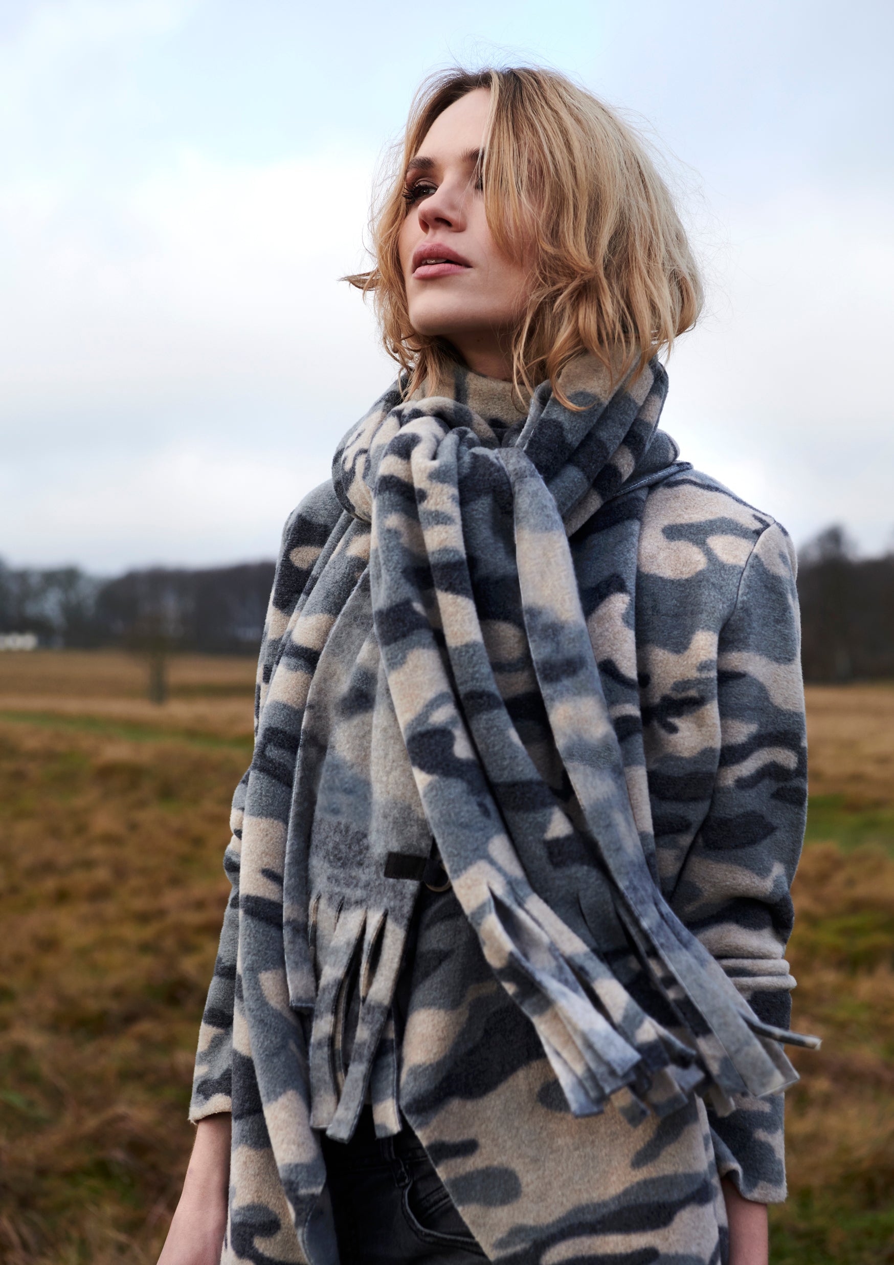 HENRIETTE STEFFENSEN COPENHAGEN SCARF WITH LONG FRINGES - 4077P SCARFS CAMOUFLAGE 102