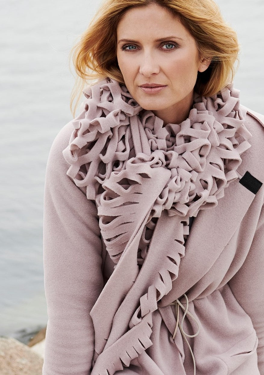 HENRIETTE STEFFENSEN COPENHAGEN SCARF WITH SPECIAL CUTTING EFFECT - 4075 SCARFS NUDE 401