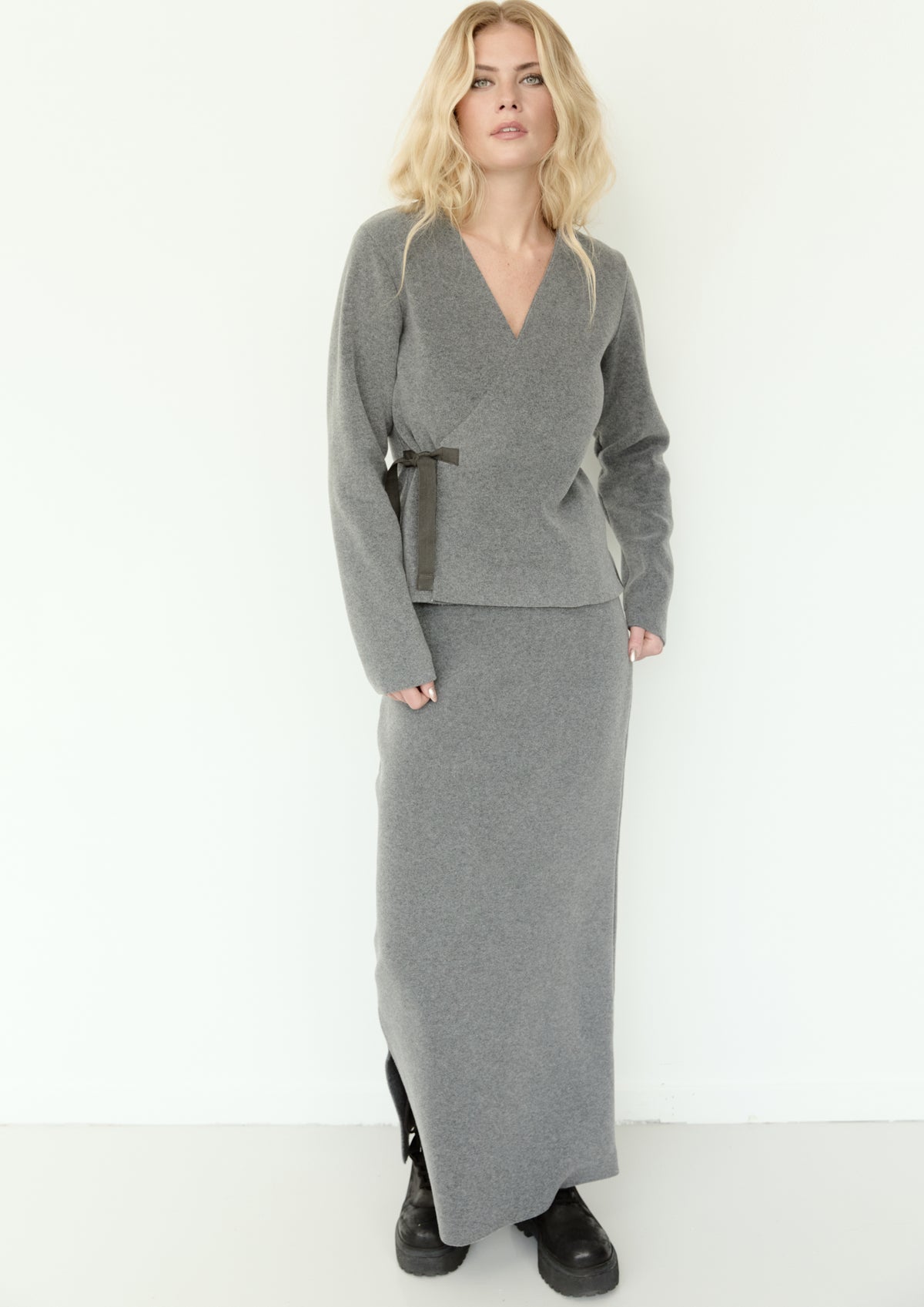 HENRIETTE STEFFENSEN COPENHAGEN SKIRT LONG - 3227 NEDERDELE GREY 905