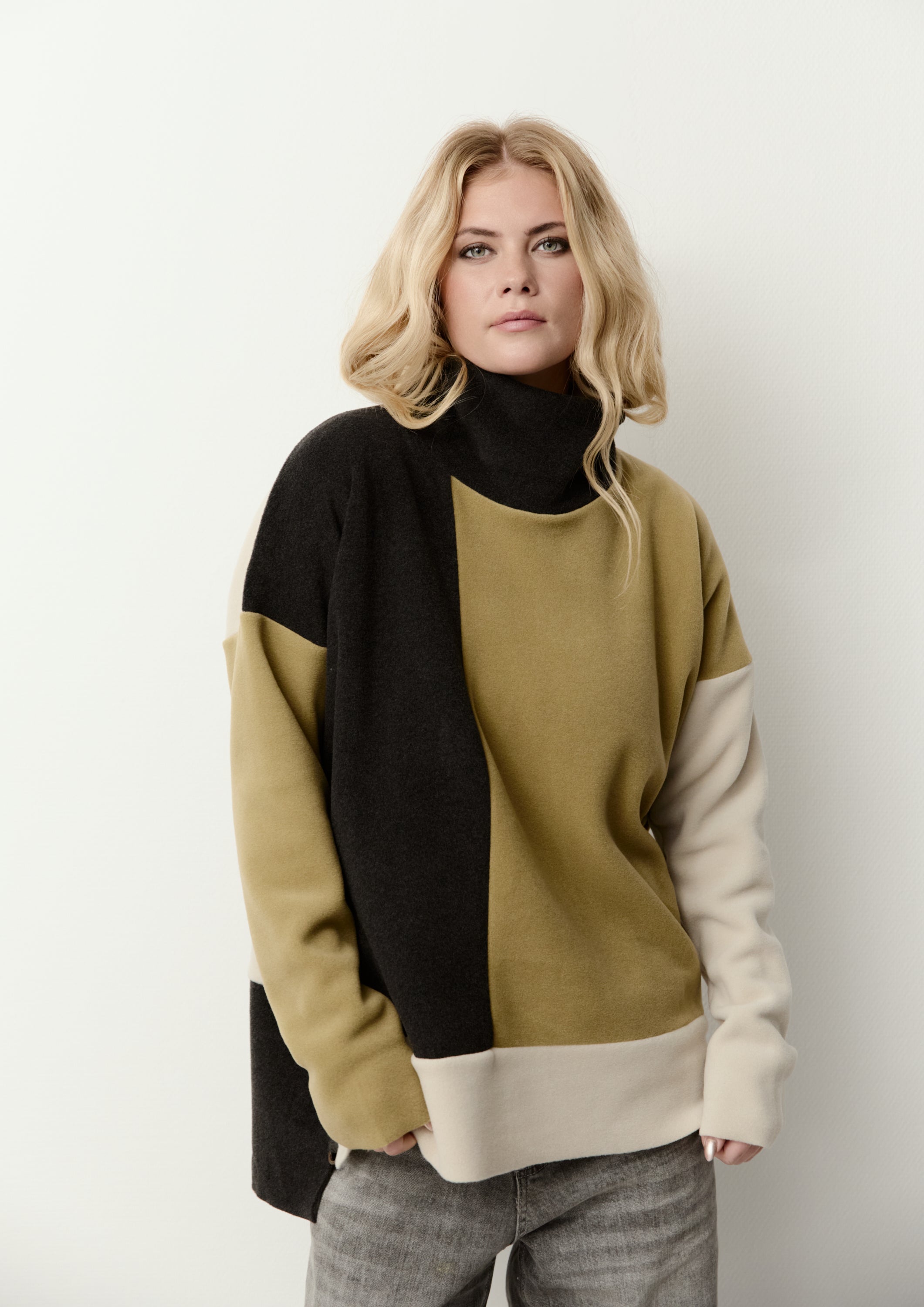 HENRIETTE STEFFENSEN COPENHAGEN SWEATER PATCH - 1380 BLUSER OLIVE/SB/KIT 327