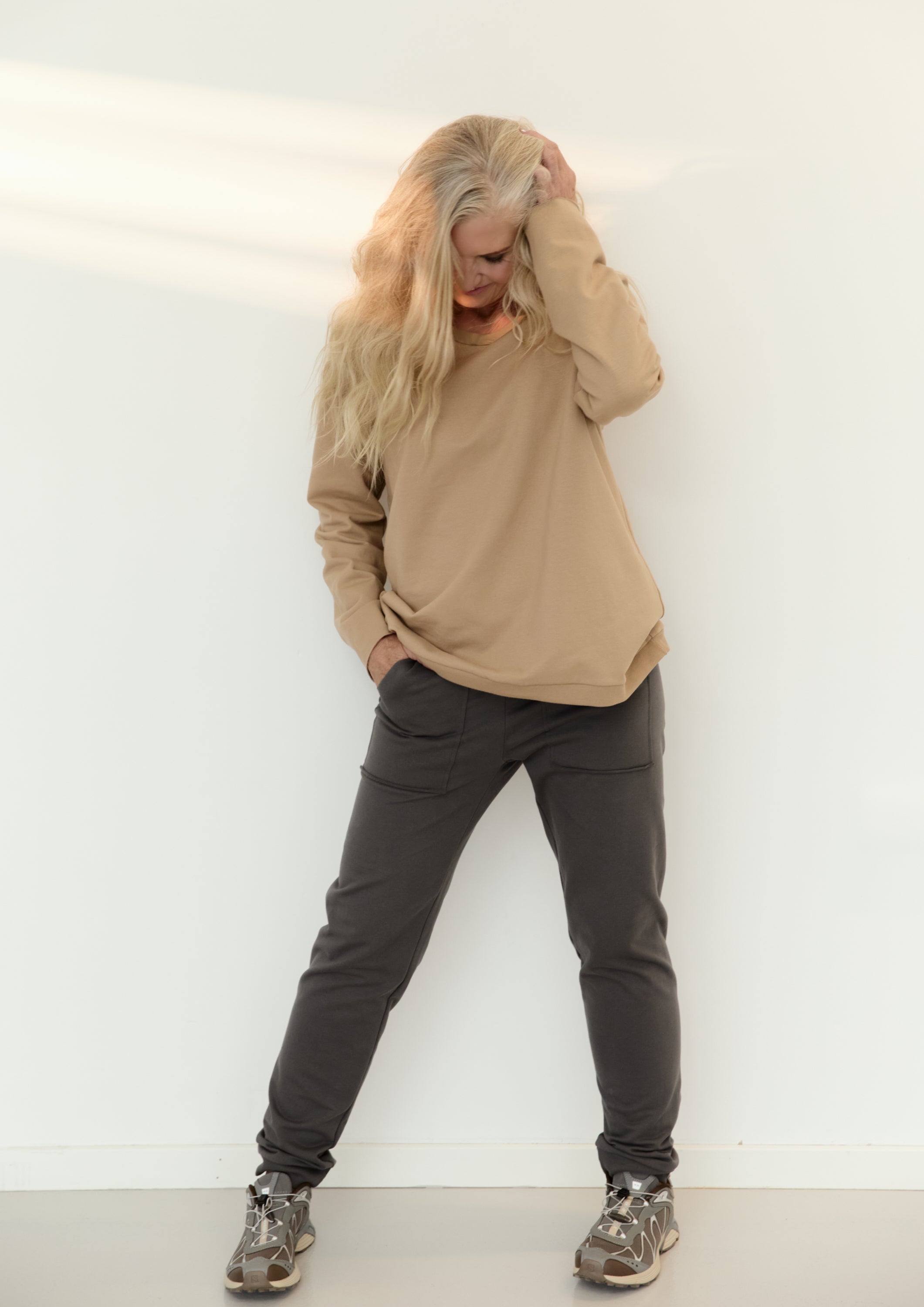 HENRIETTE STEFFENSEN COPENHAGEN SWEATSHIRT - 71605 BLUSER CAMEL 815