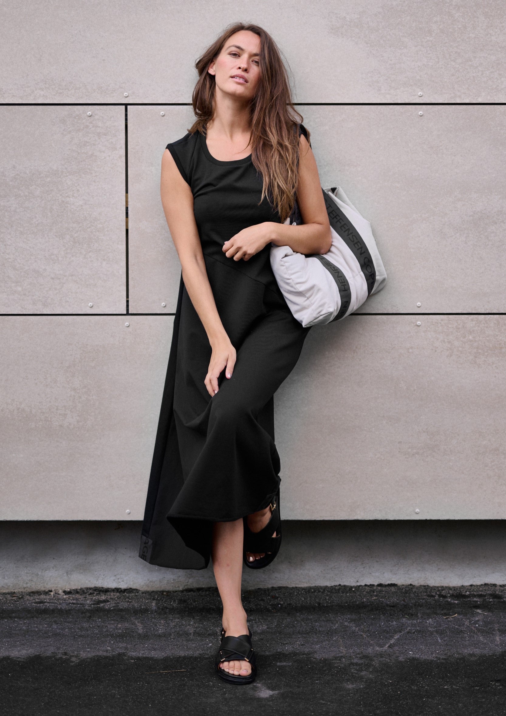 HENRIETTE STEFFENSEN COPENHAGEN SWEAT DRESS - 73405 KJOLER BLACK 900