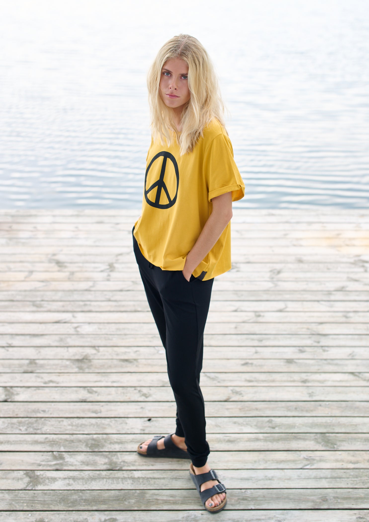 HENRIETTE STEFFENSEN COPENHAGEN TEE PEACE PRINT - 96066 T-SHIRTS SAFRAN 701