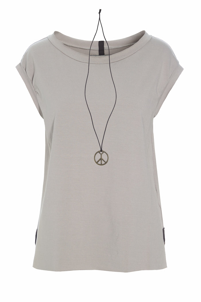 HENRIETTE STEFFENSEN COPENHAGEN TOP W/NECKLACE - 96080 T-SHIRTS SAND 805