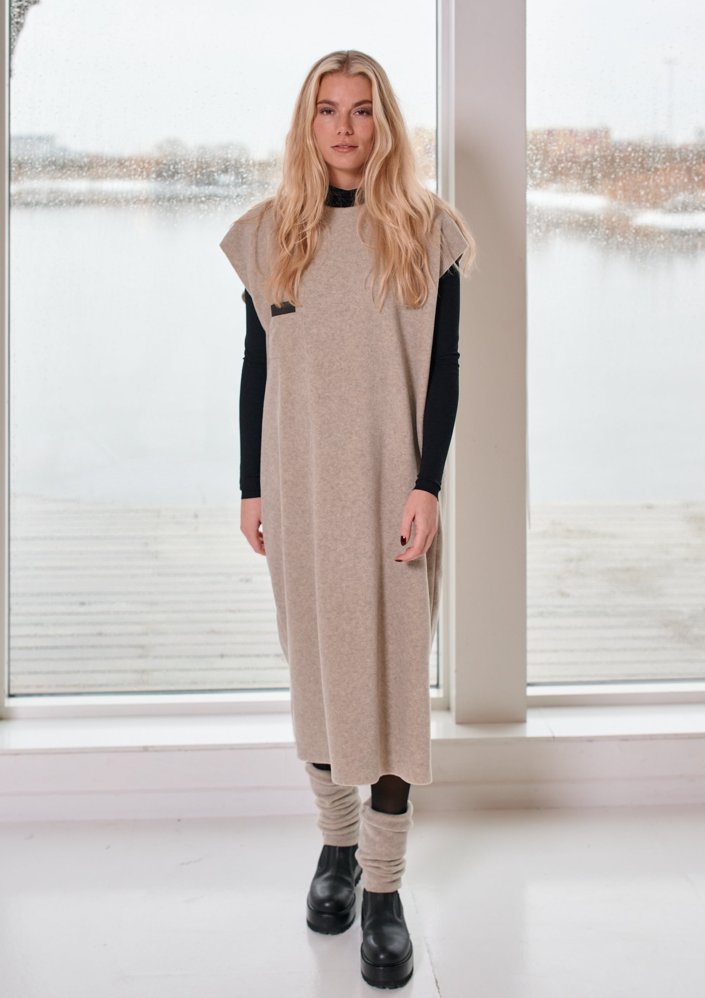 HENRIETTE STEFFENSEN COPENHAGEN TUNIC SLEEVELESS - 3242 TUNICS SAND 805